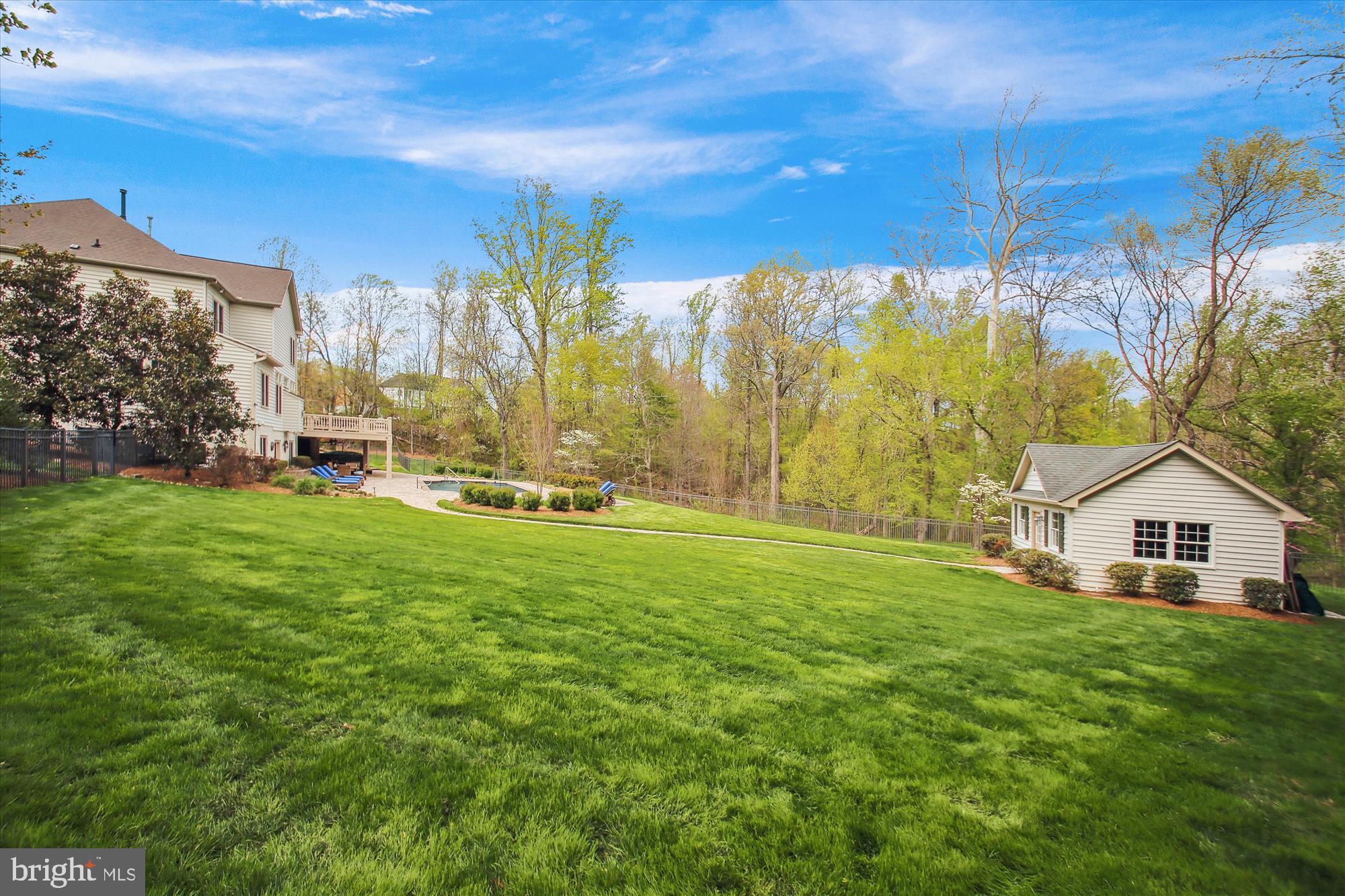 WYNNEWOOD - Residential