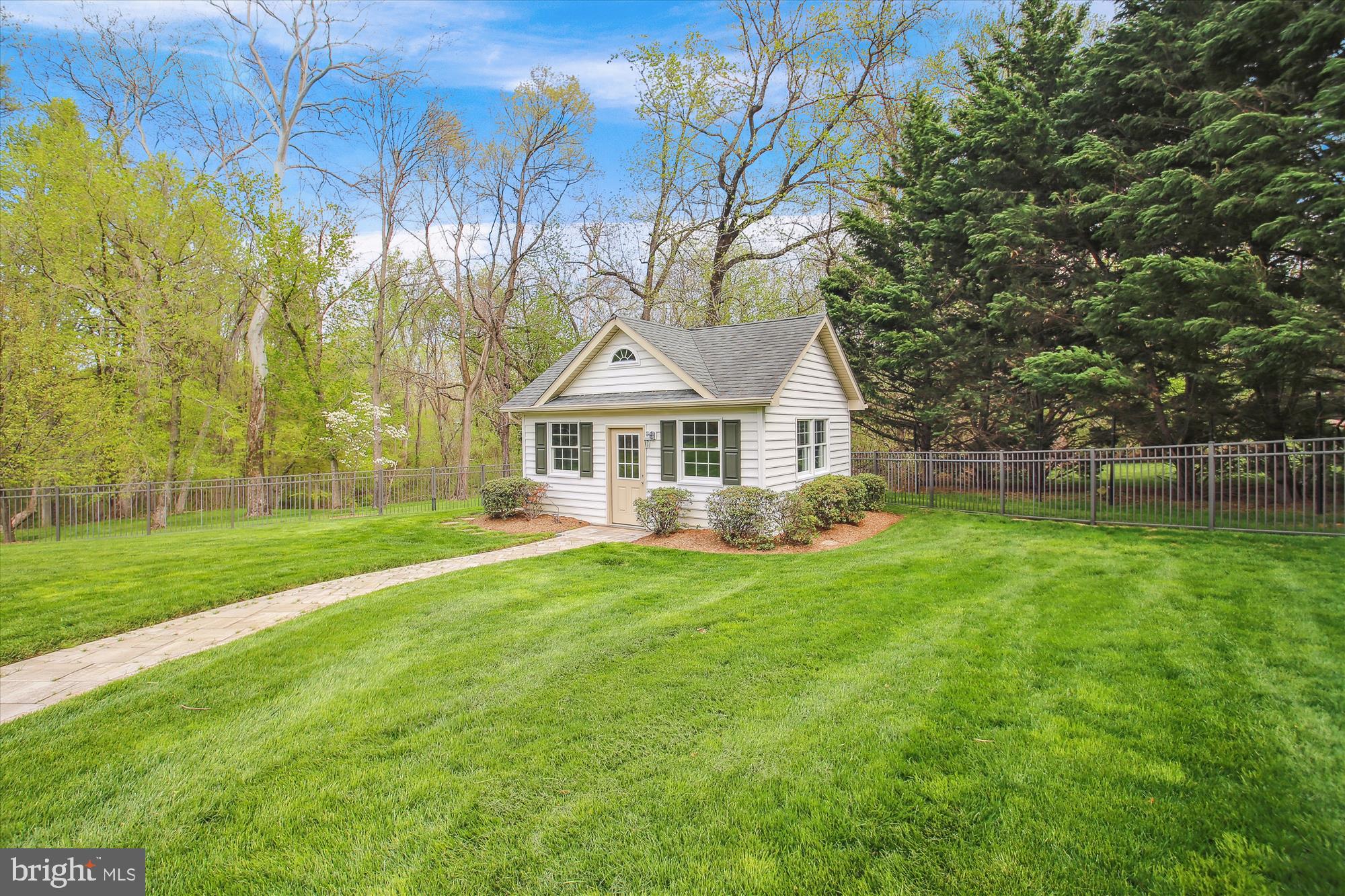 WYNNEWOOD - Residential