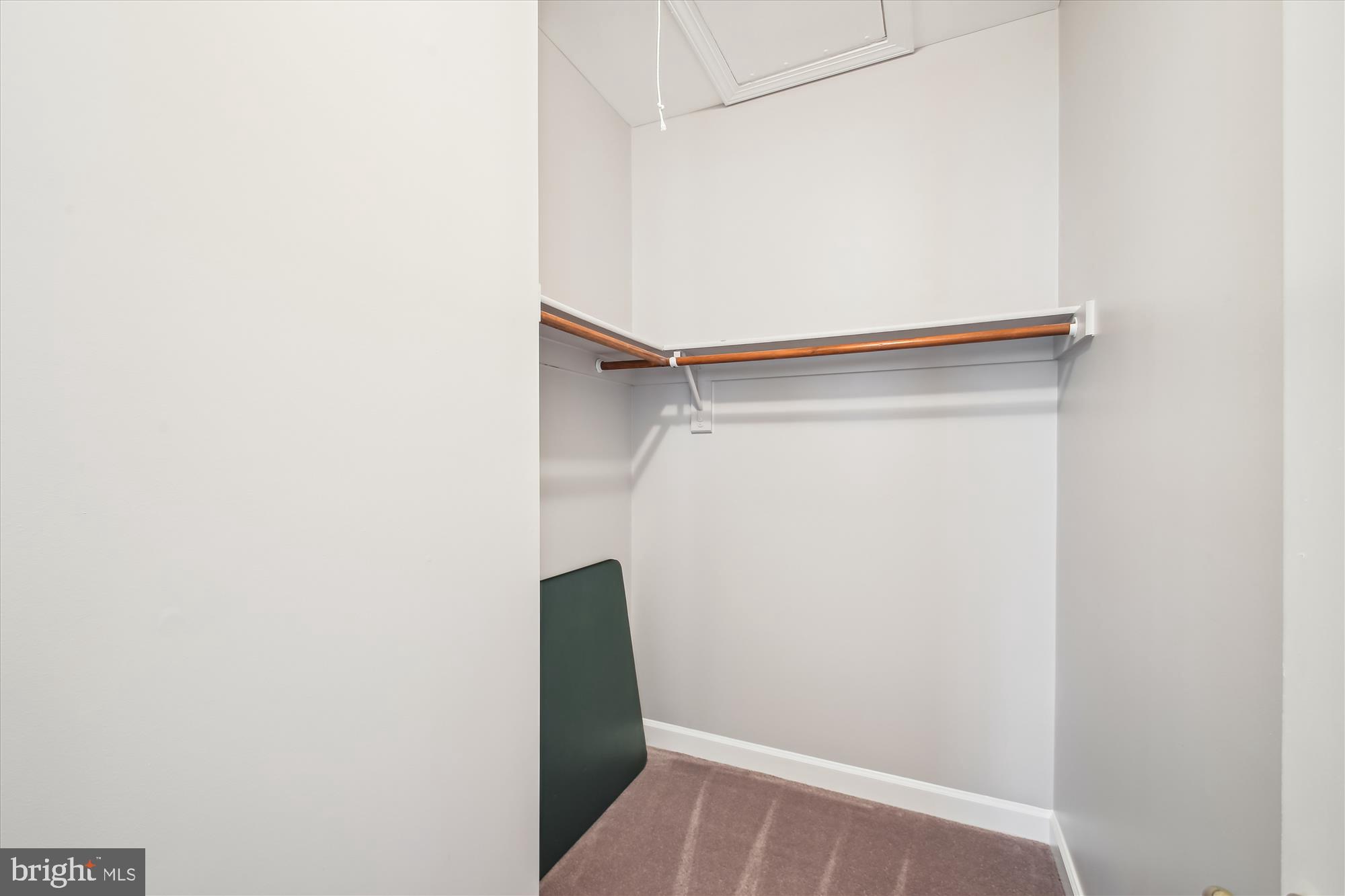 WYNNEWOOD - Residential