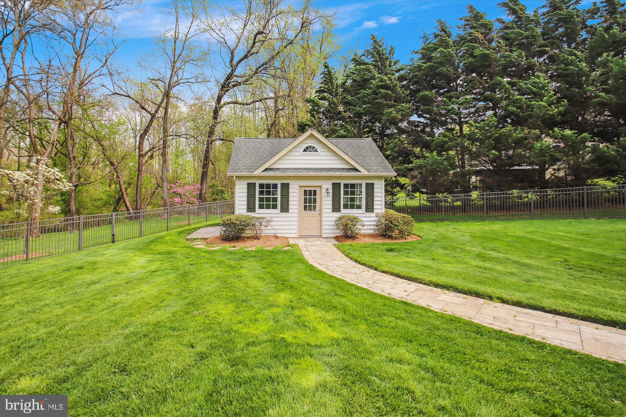 WYNNEWOOD - Residential