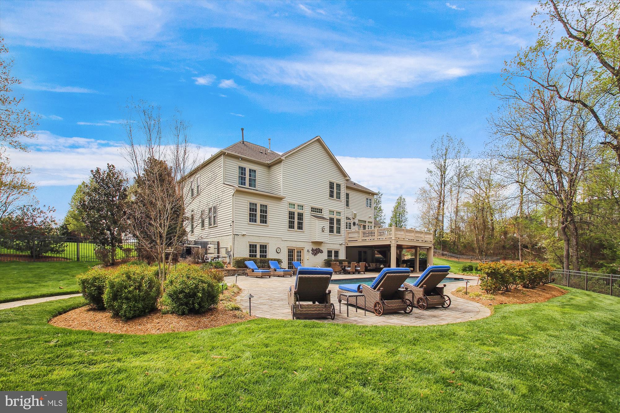 WYNNEWOOD - Residential