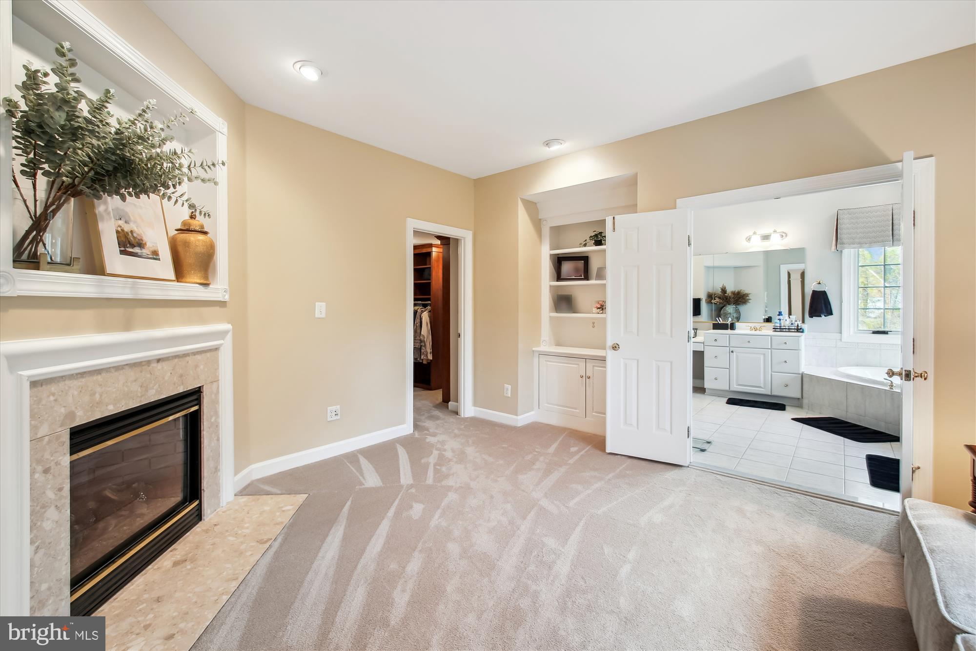 WYNNEWOOD - Residential