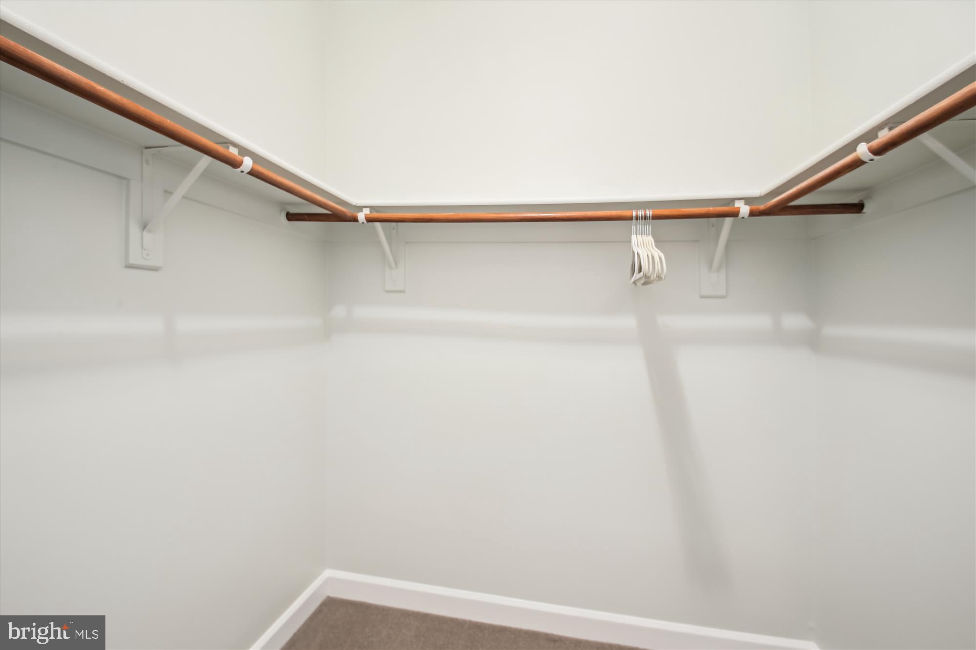 WYNNEWOOD - Residential