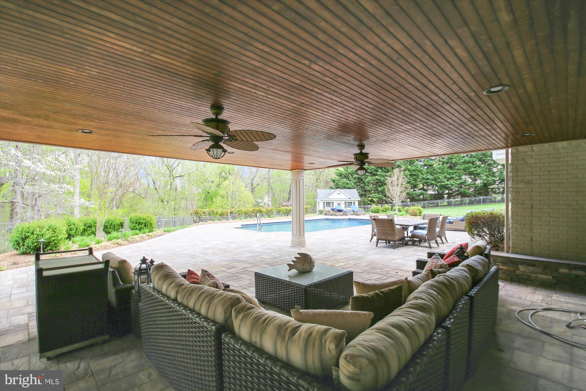 WYNNEWOOD - Residential