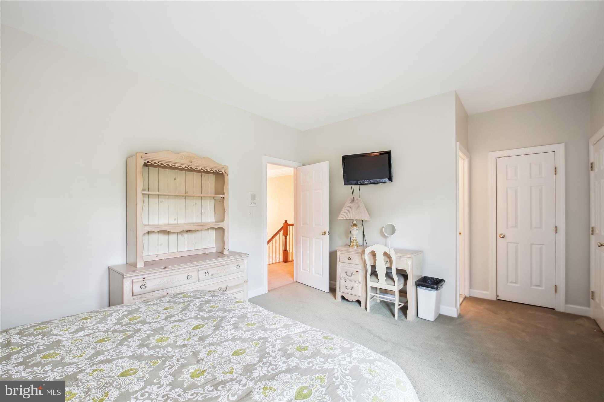 WYNNEWOOD - Residential