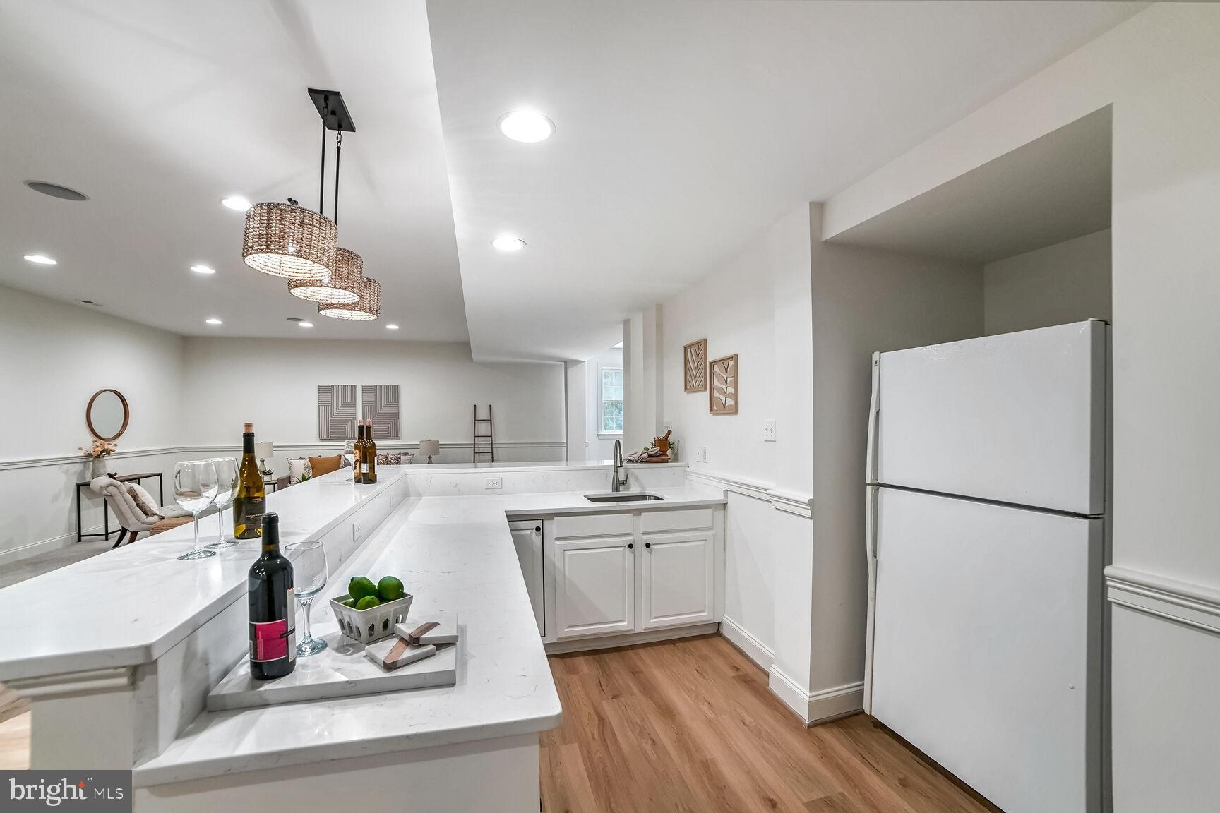 BROOKE MEADOW - Residential