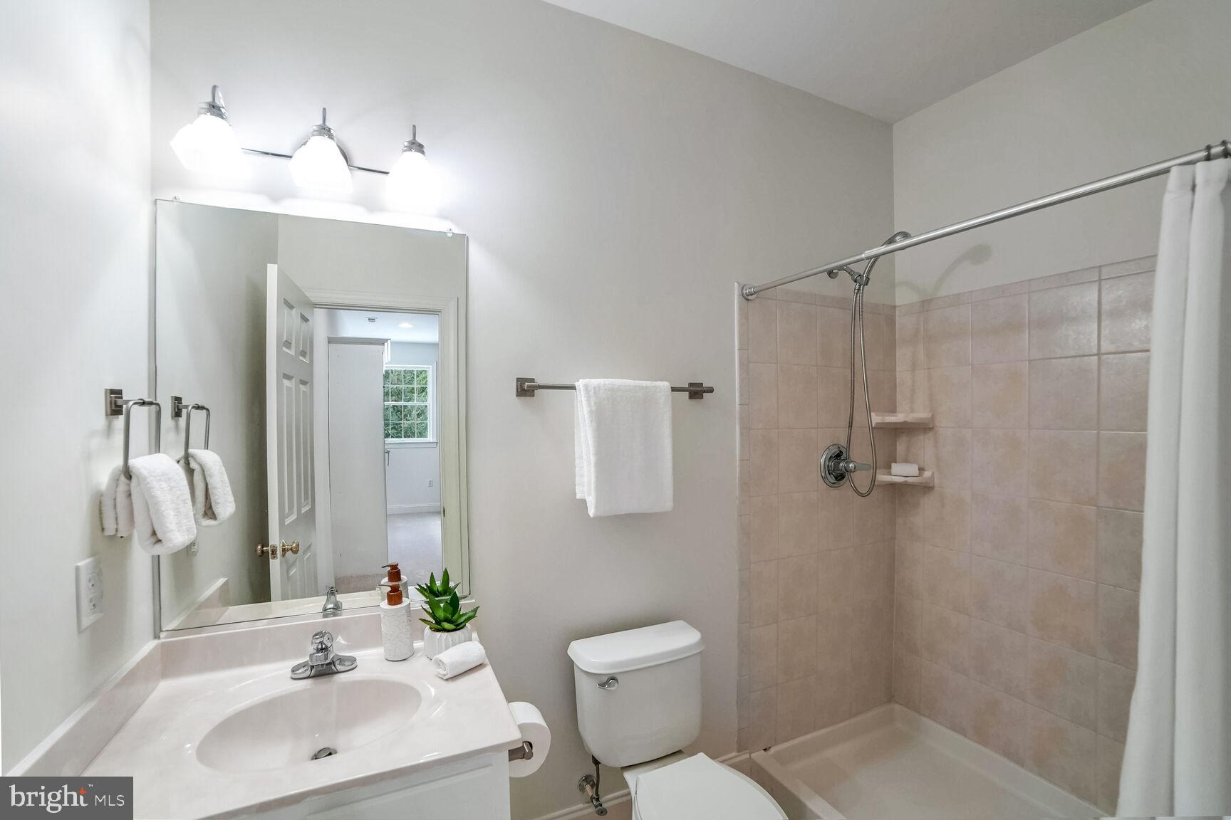 BROOKE MEADOW - Residential