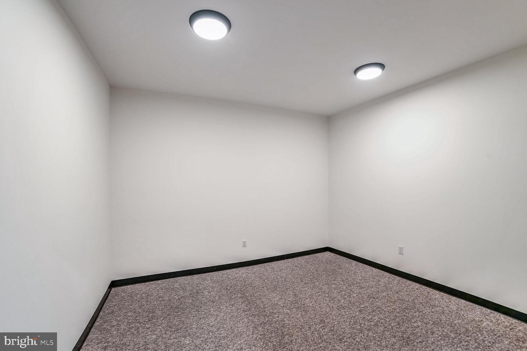 BROOKE MEADOW - Residential