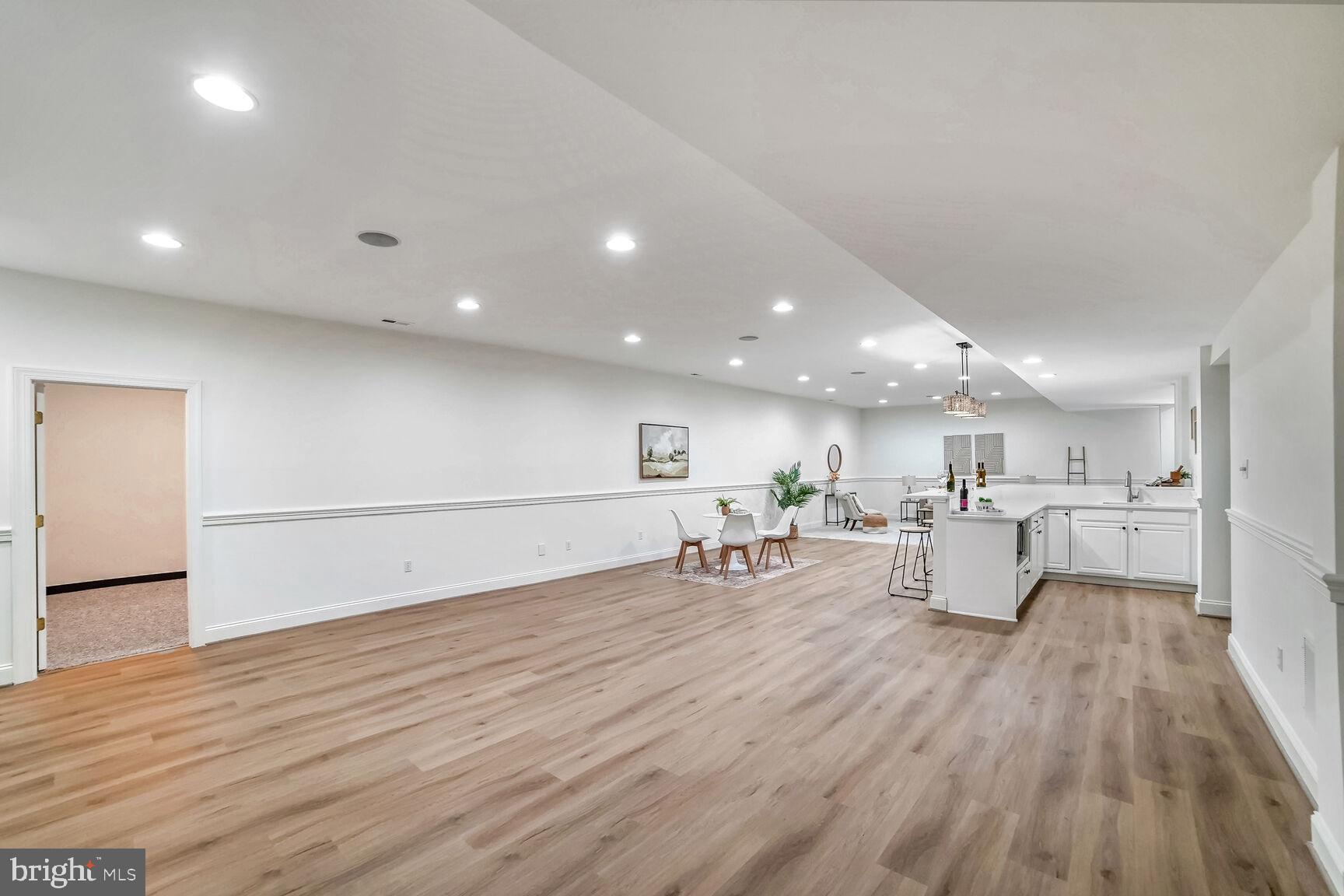 BROOKE MEADOW - Residential