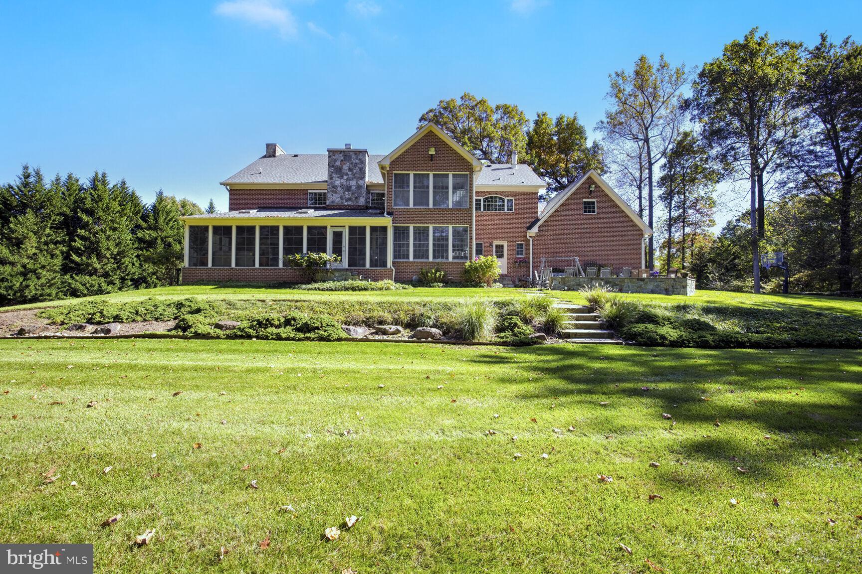 BROOKE MEADOW - Residential