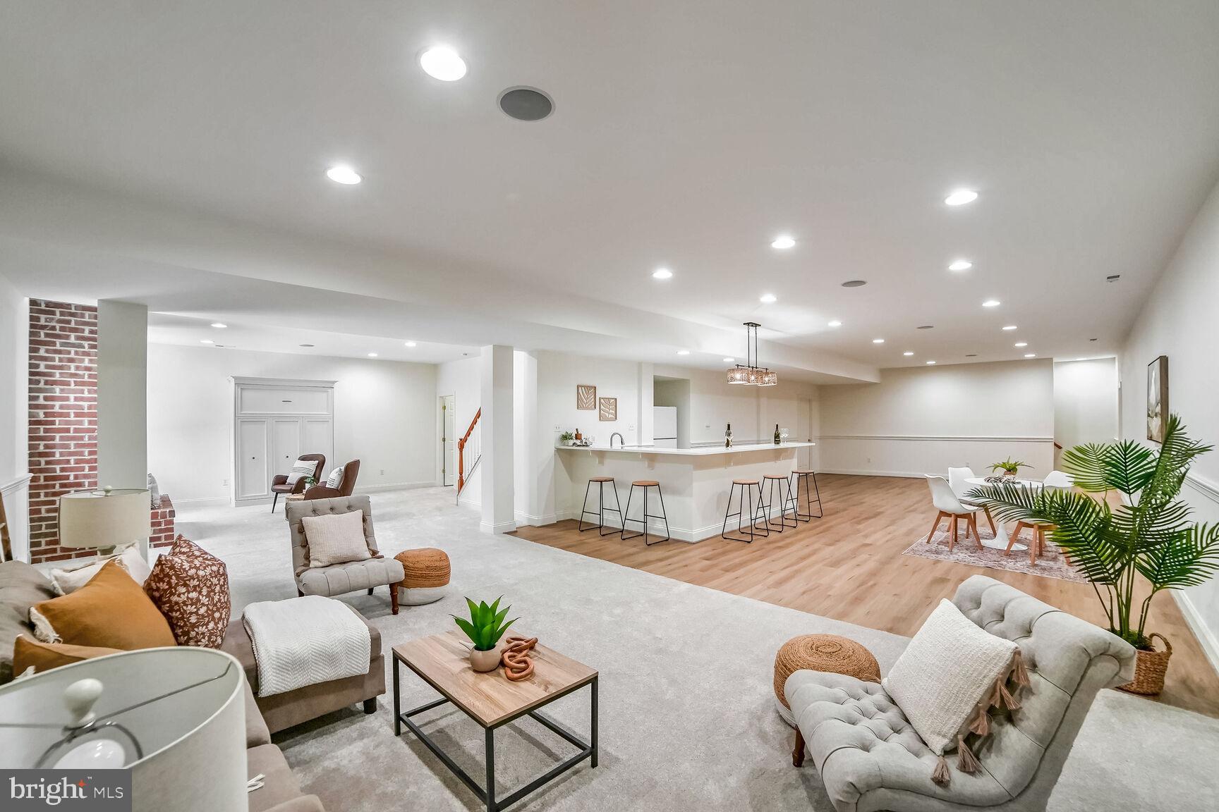 BROOKE MEADOW - Residential