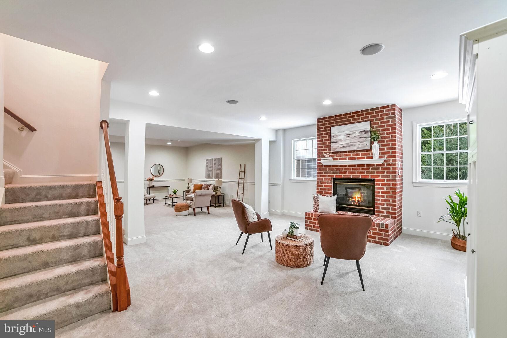 BROOKE MEADOW - Residential