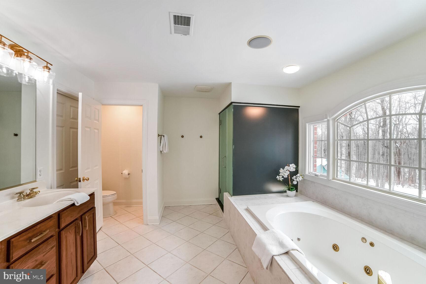 BROOKE MEADOW - Residential