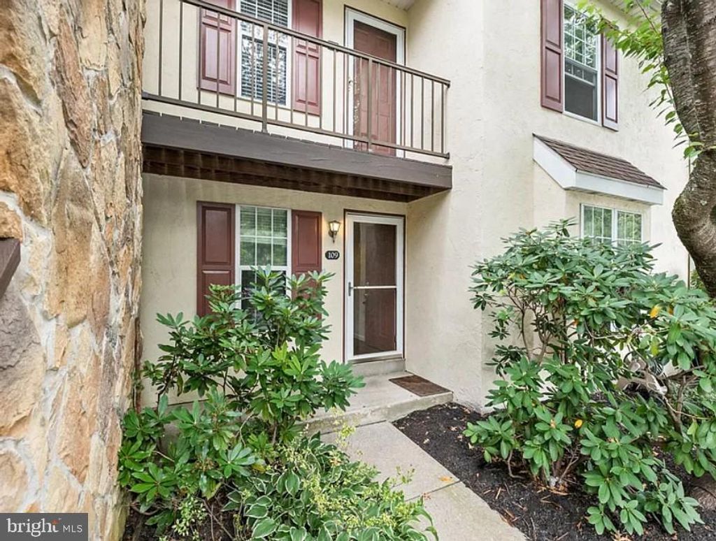 Photo of 109 Valley Stream Circle #109A, CHESTERBROOK, PA 19087 (MLS # PACT2117830)
