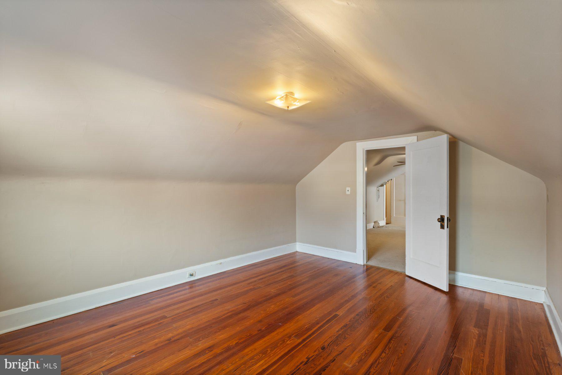 PARKVILLE - Residential