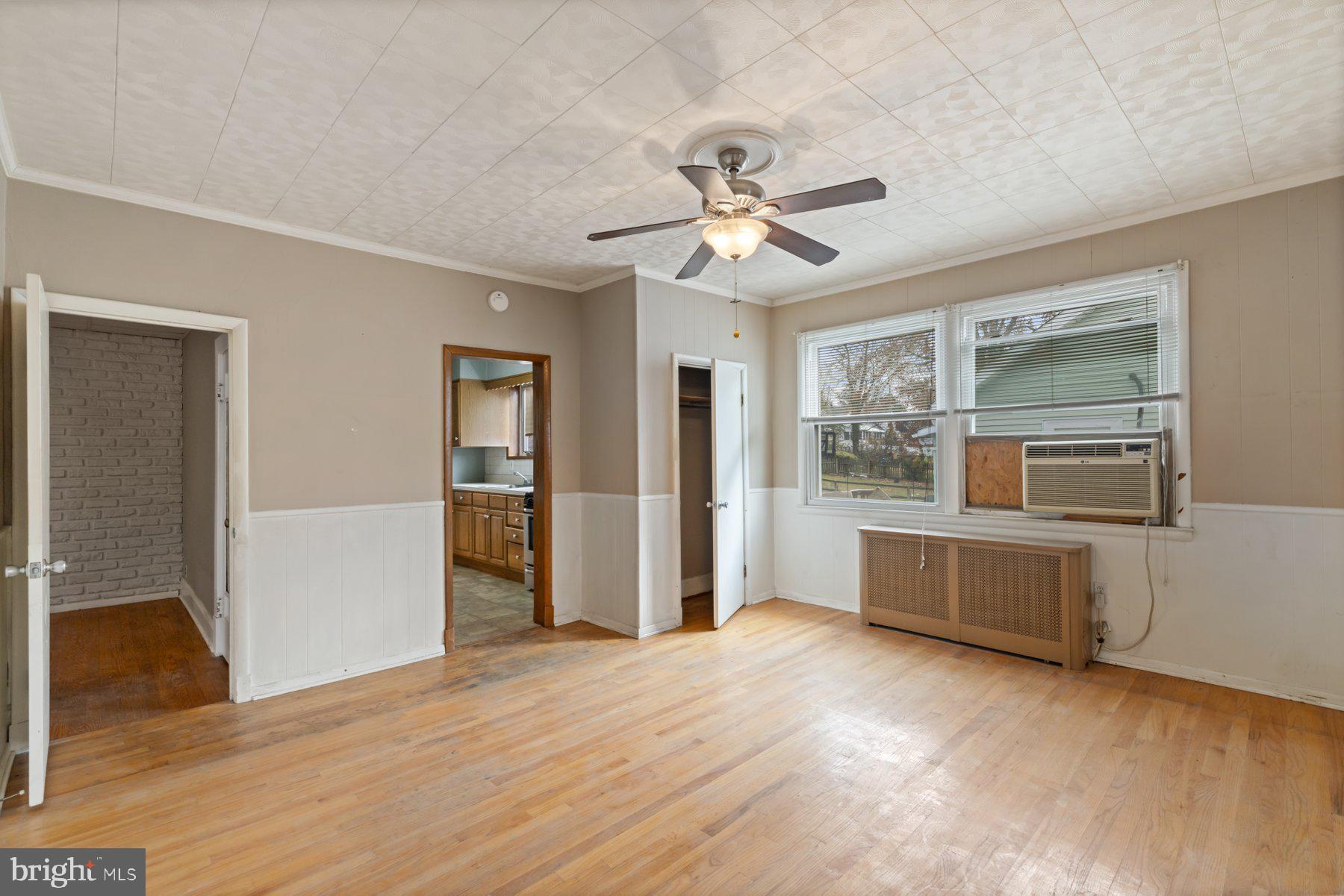 PARKVILLE - Residential