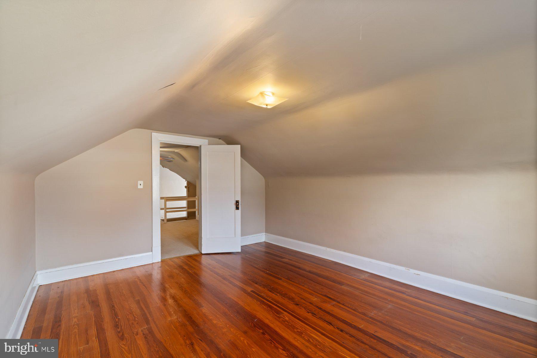 PARKVILLE - Residential