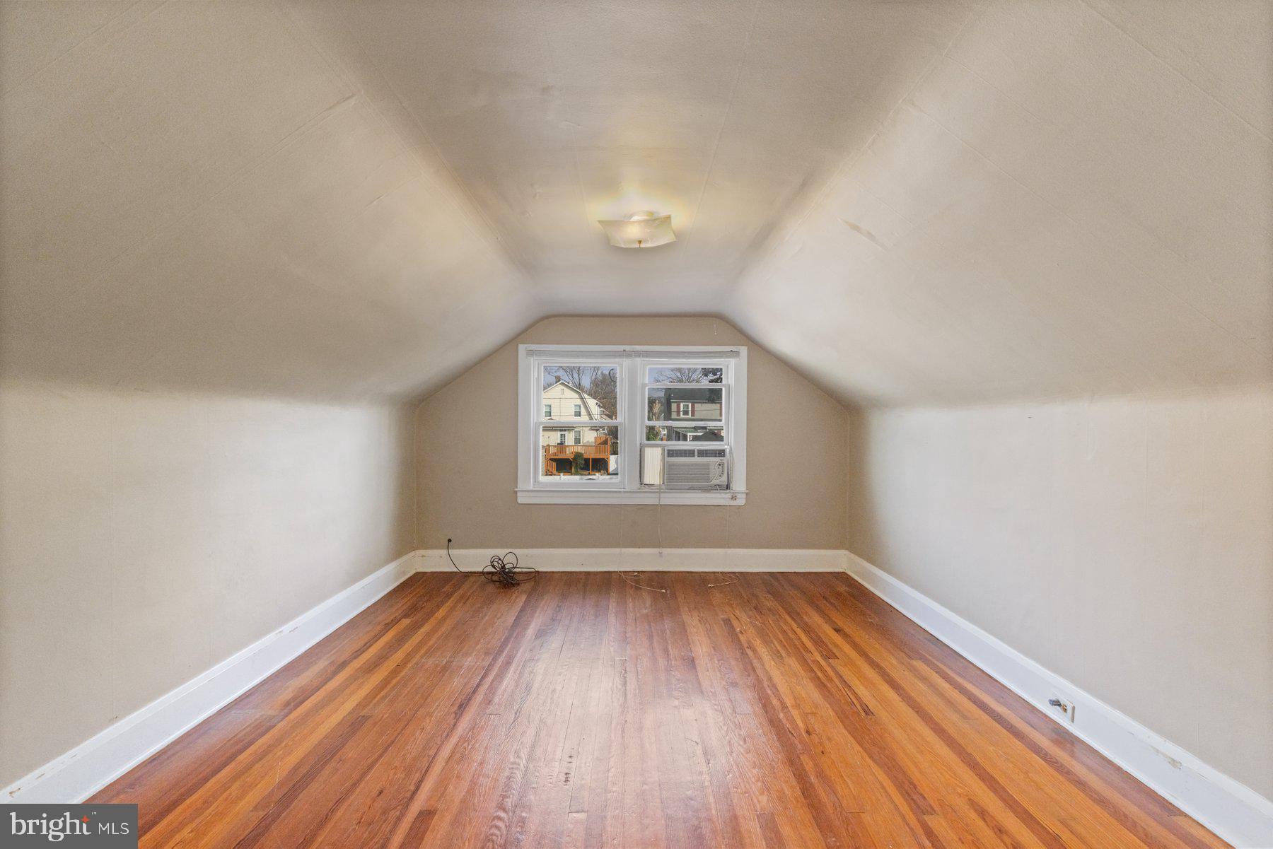 PARKVILLE - Residential