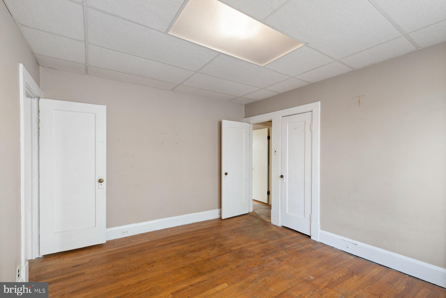 PARKVILLE - Residential