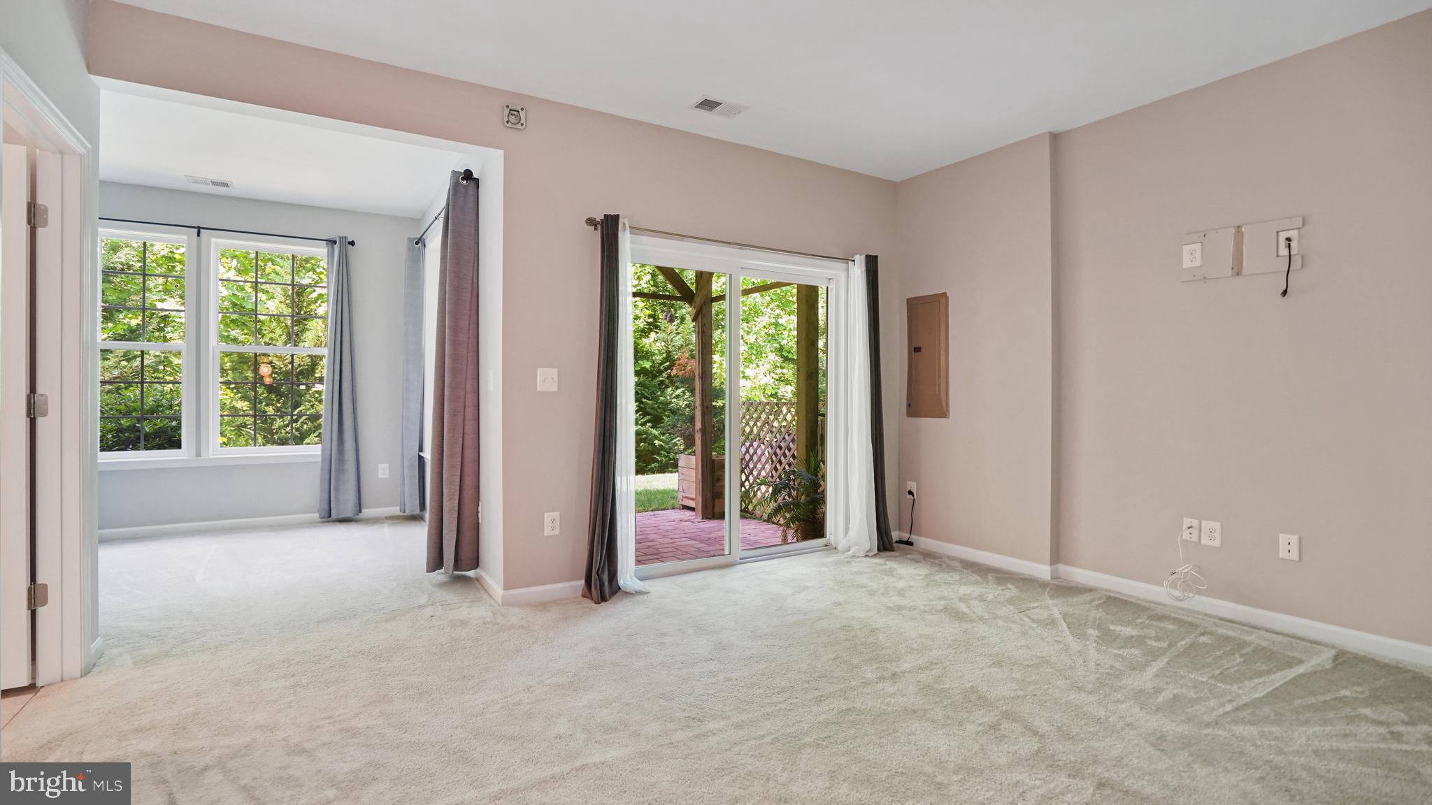 SMITH HOME FARM - Residential