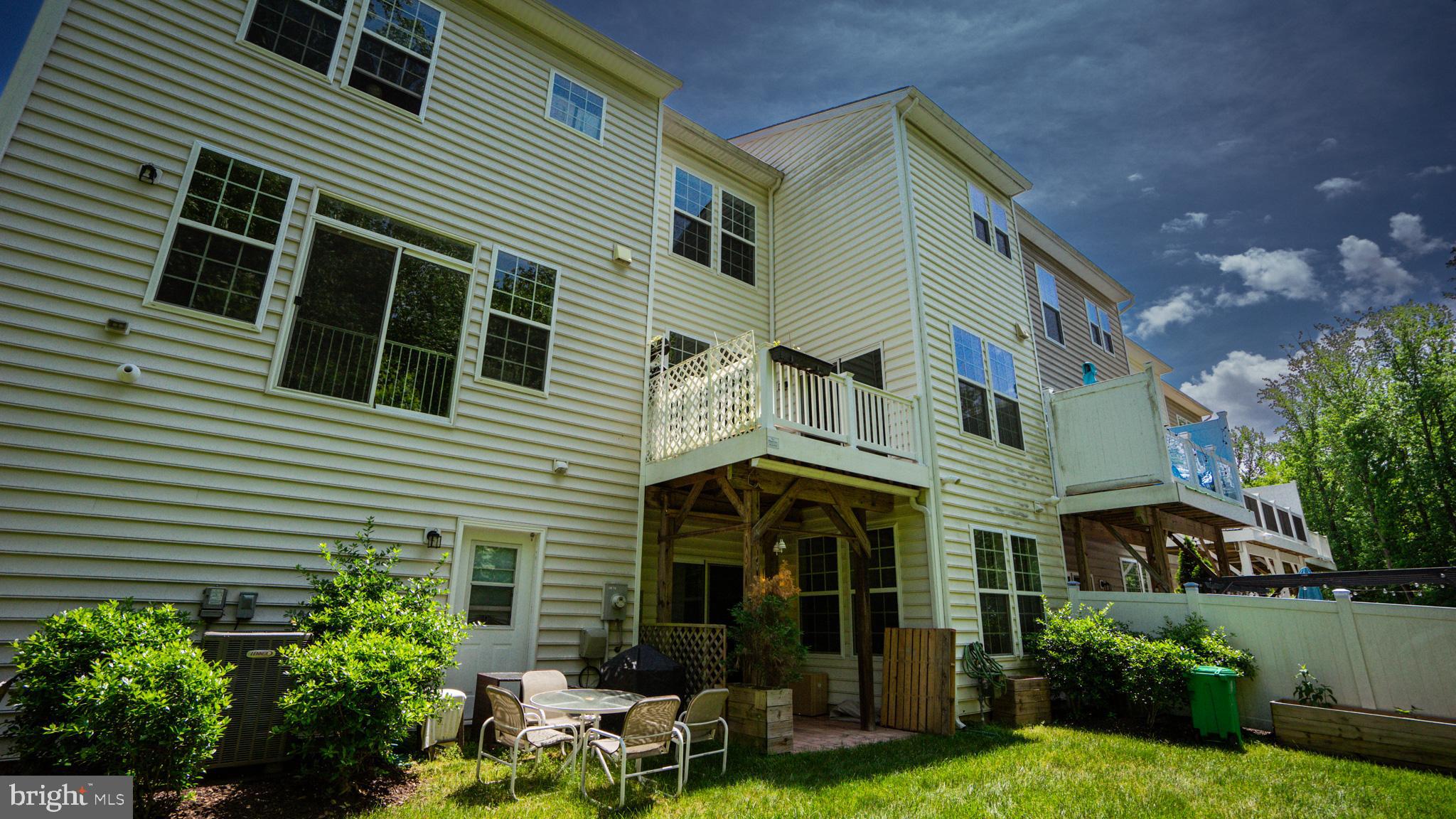 SMITH HOME FARM - Residential