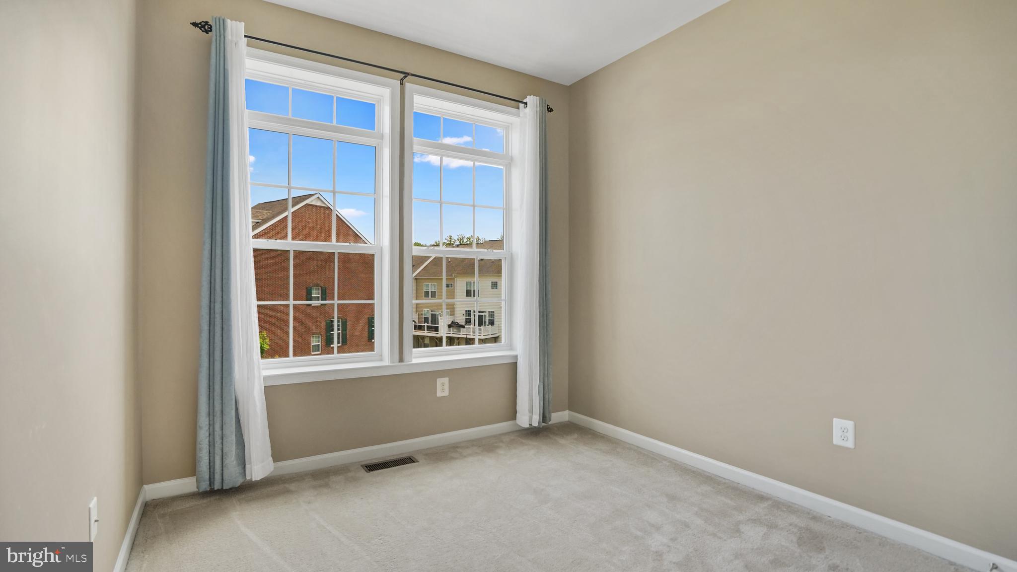 SMITH HOME FARM - Residential