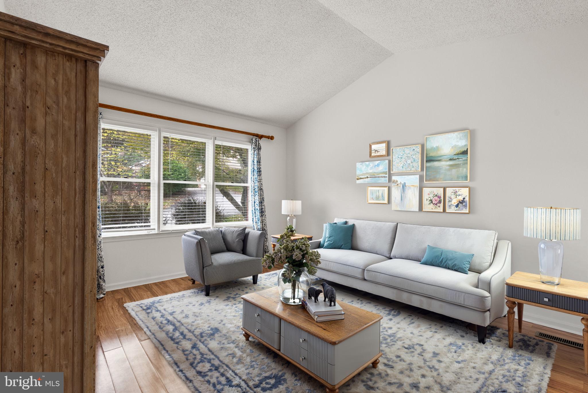 HUNT RIDGE - Residential