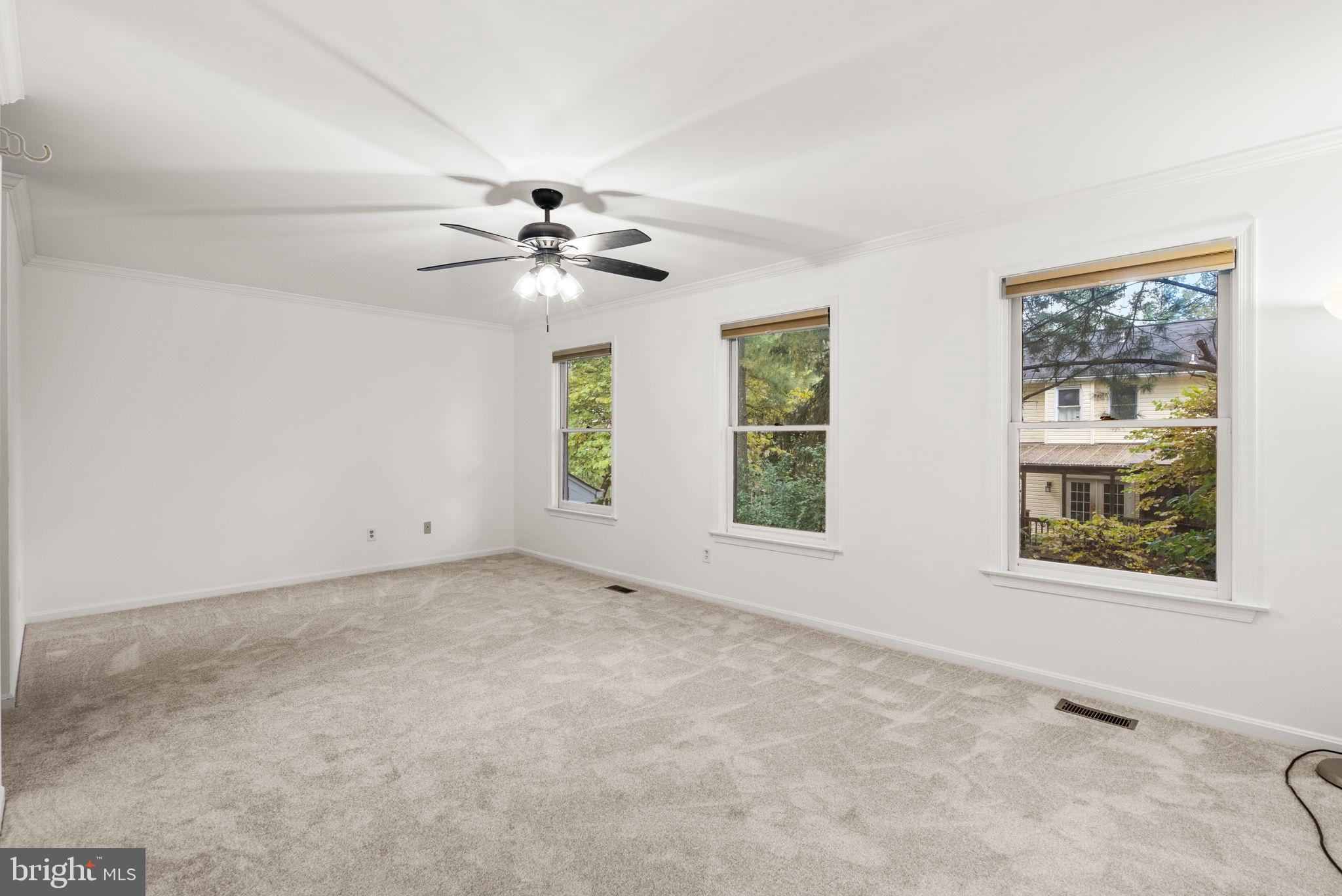 HUNT RIDGE - Residential