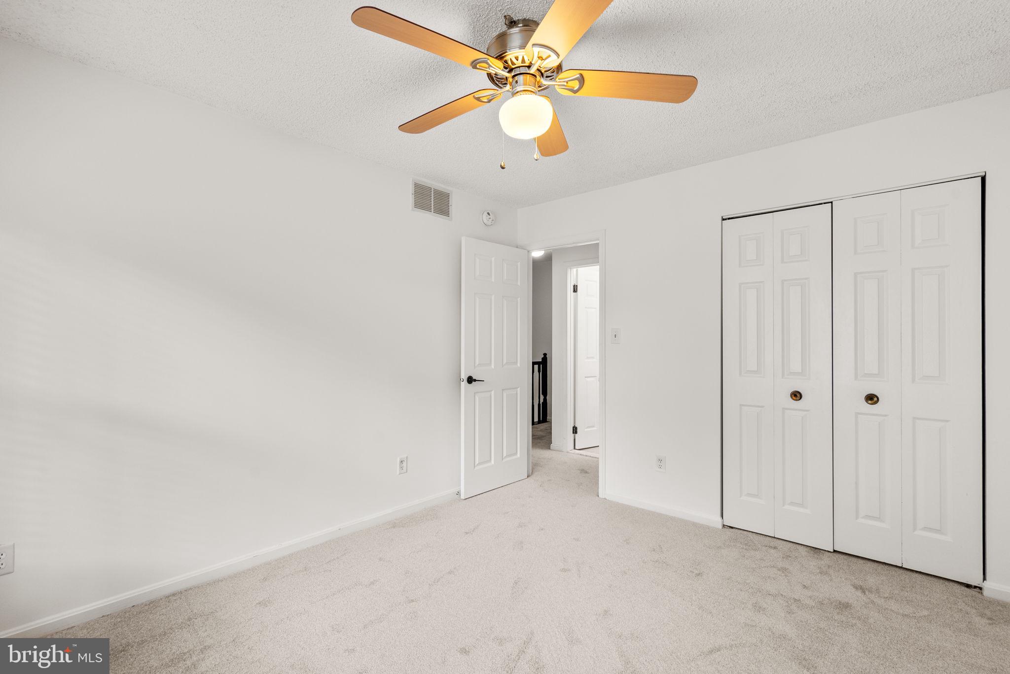 HUNT RIDGE - Residential