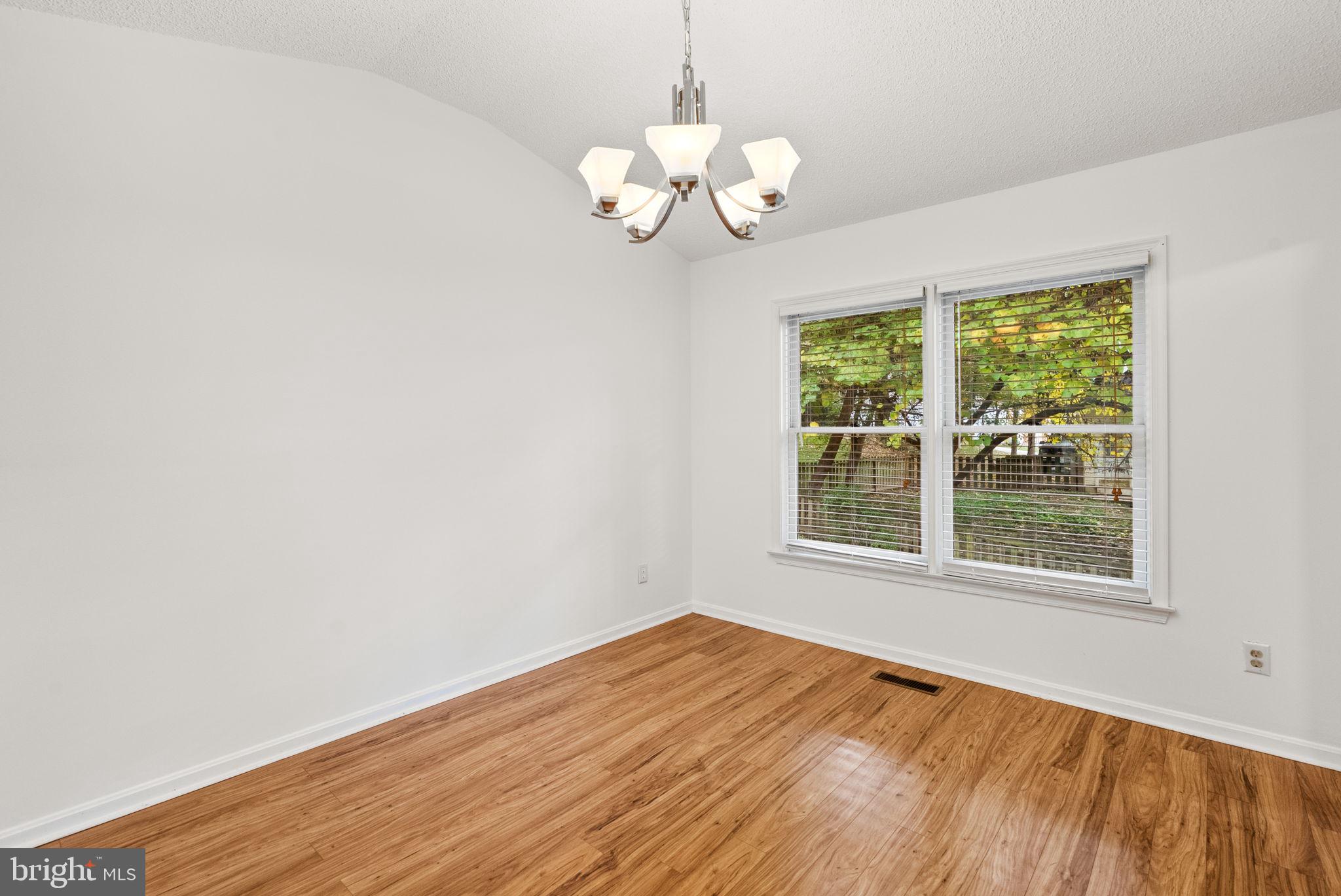 HUNT RIDGE - Residential