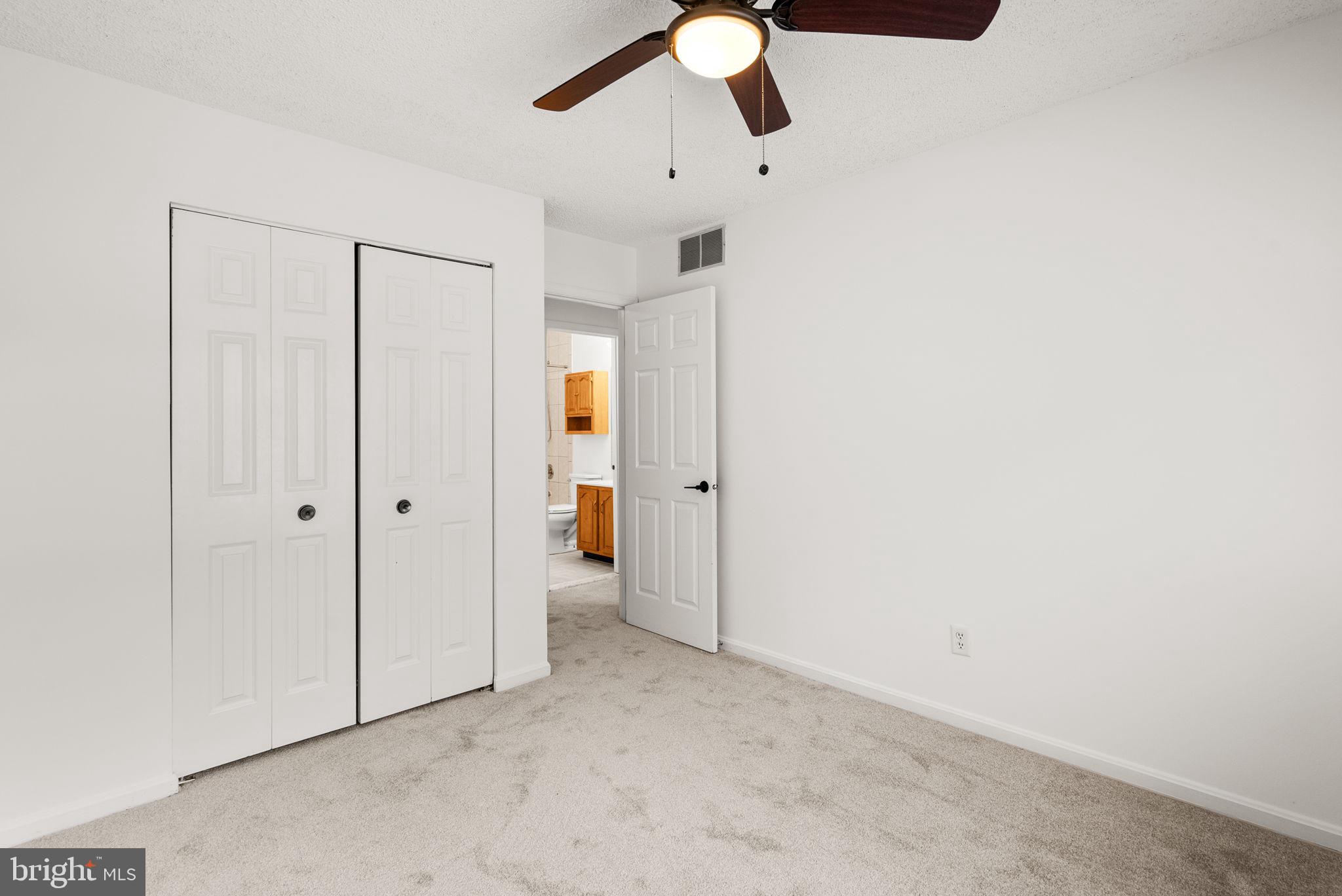 HUNT RIDGE - Residential