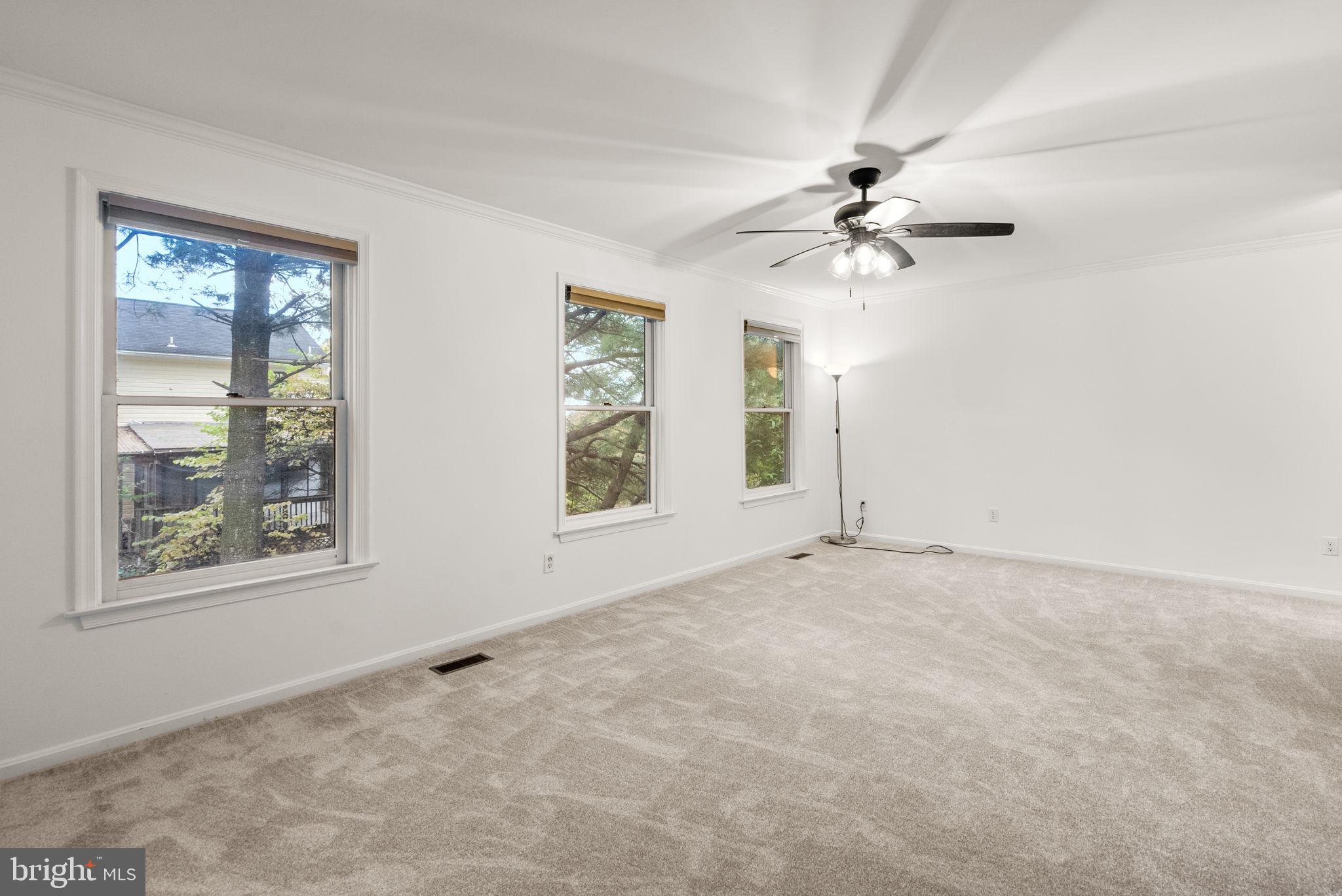 HUNT RIDGE - Residential