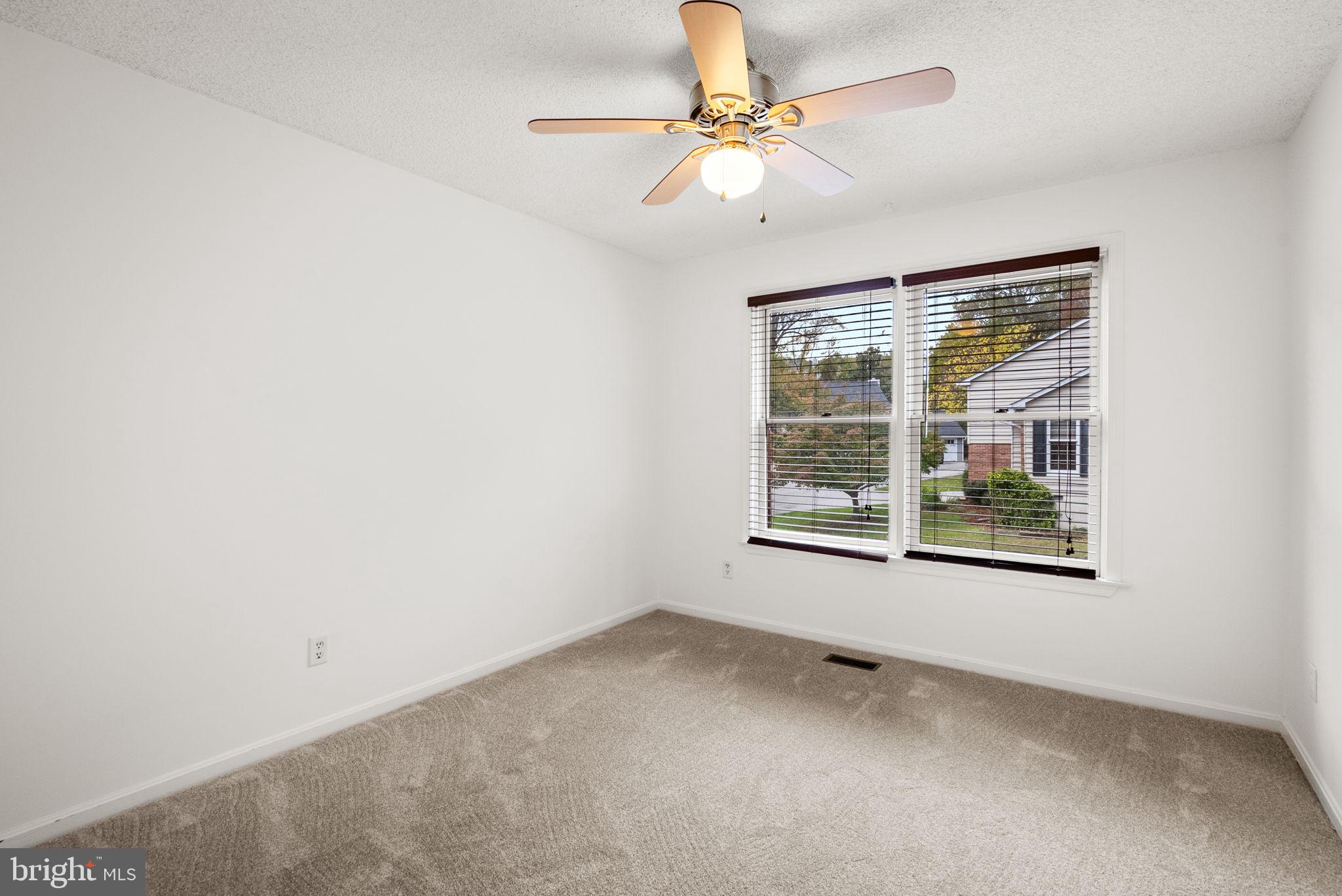 HUNT RIDGE - Residential