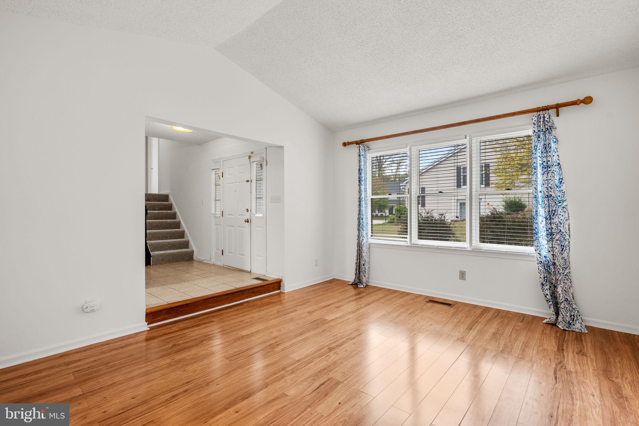 HUNT RIDGE - Residential