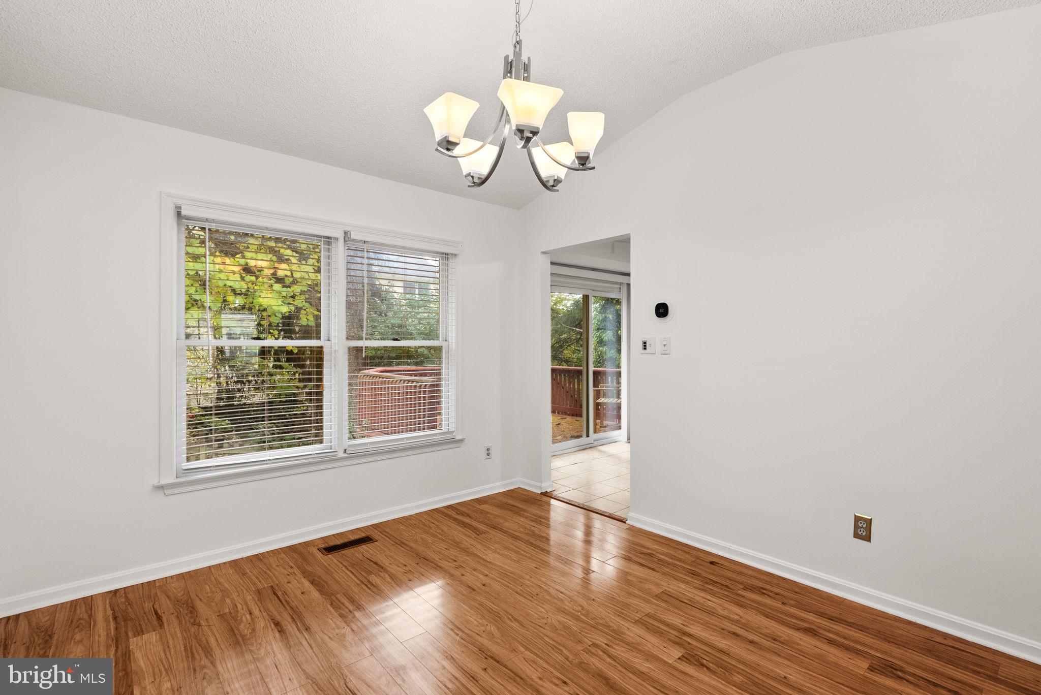 HUNT RIDGE - Residential