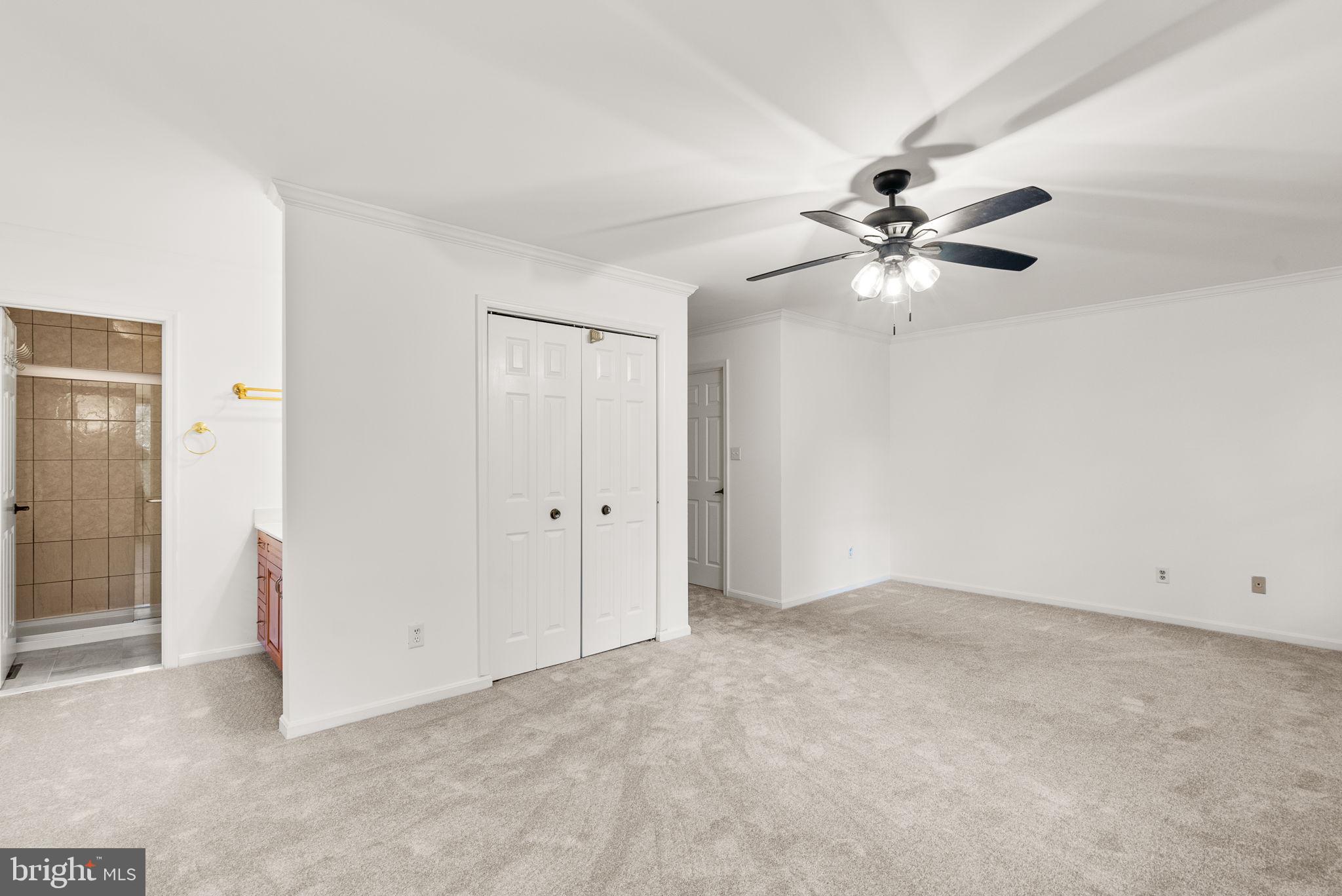 HUNT RIDGE - Residential