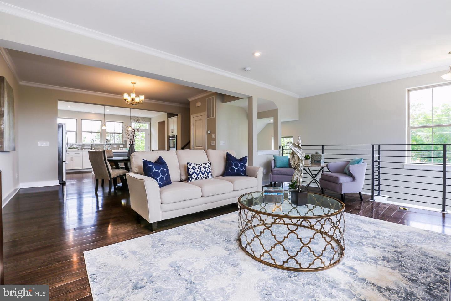 LOUDOUN PLACE - Residential Lease