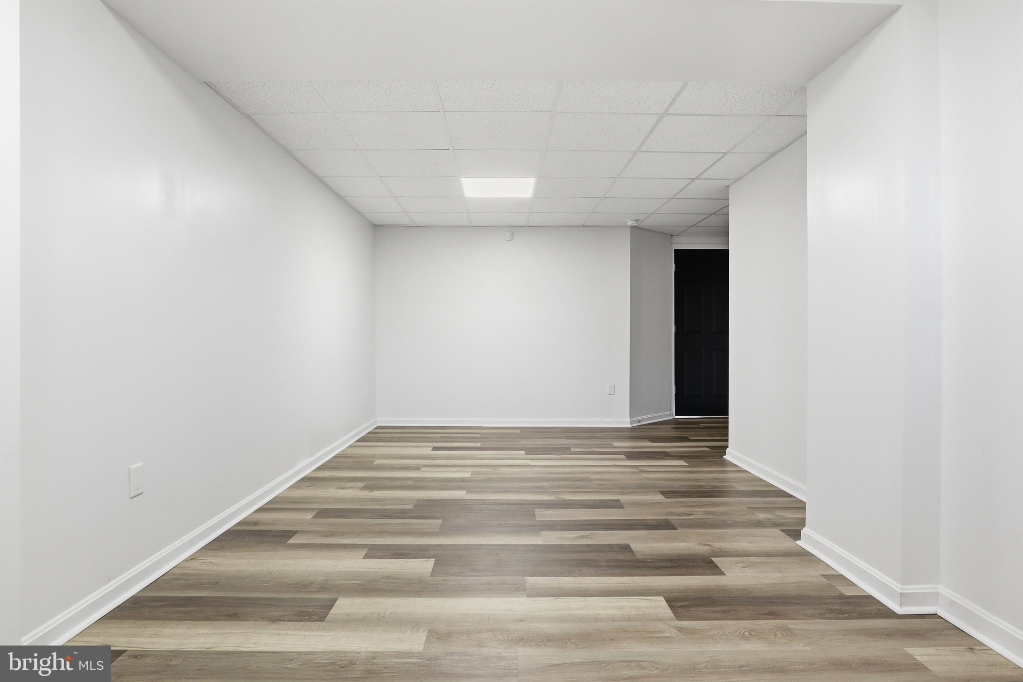 COLONIAL HILLS - Residential