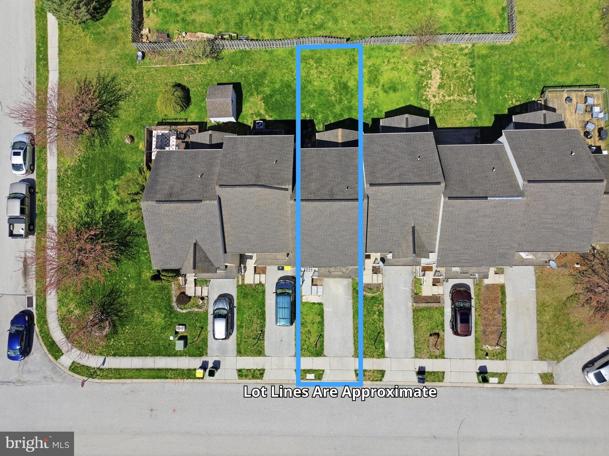 COLONIAL HILLS - Residential