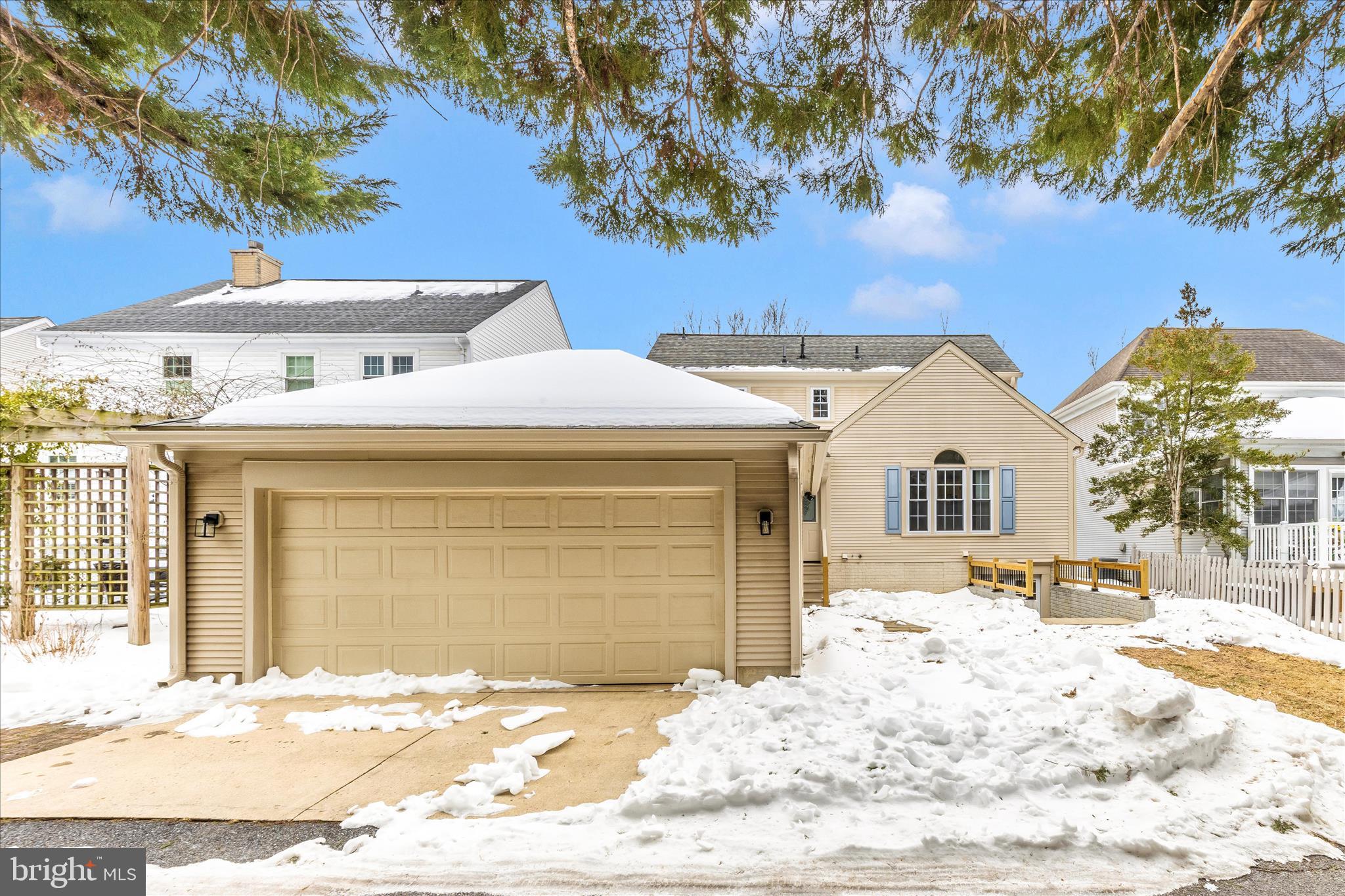 WORMANS MILL - Residential