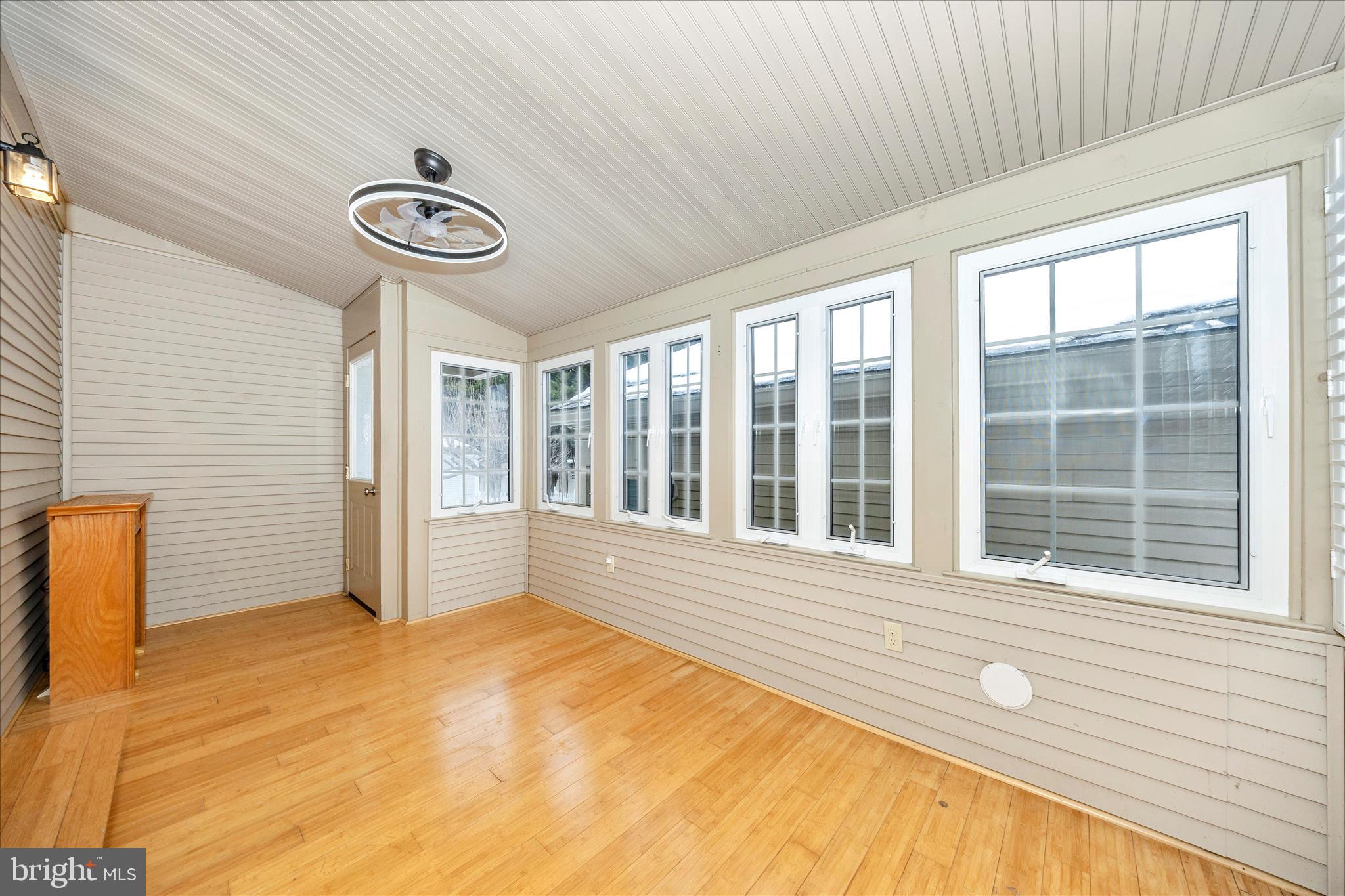 WORMANS MILL - Residential