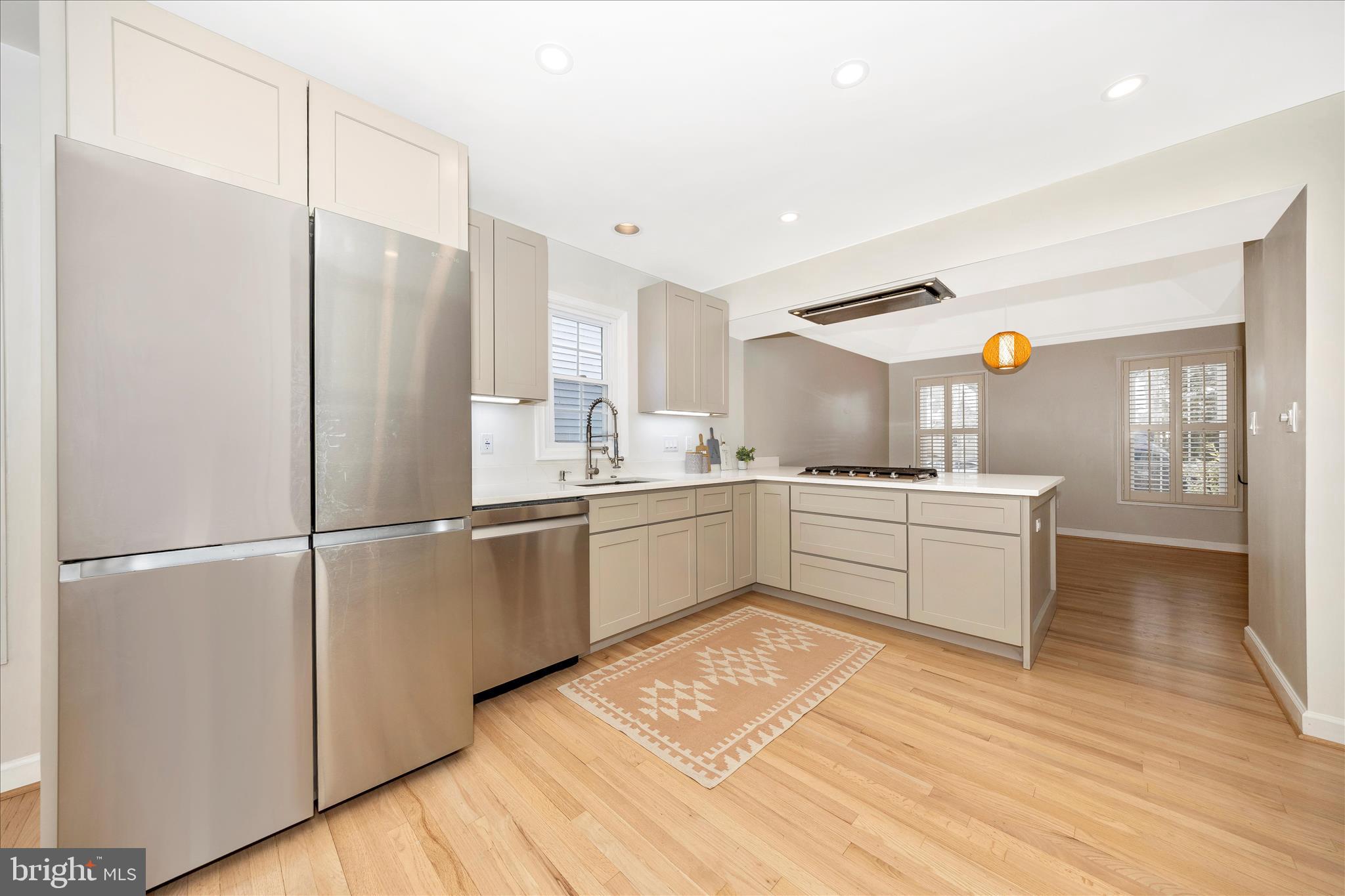 WORMANS MILL - Residential