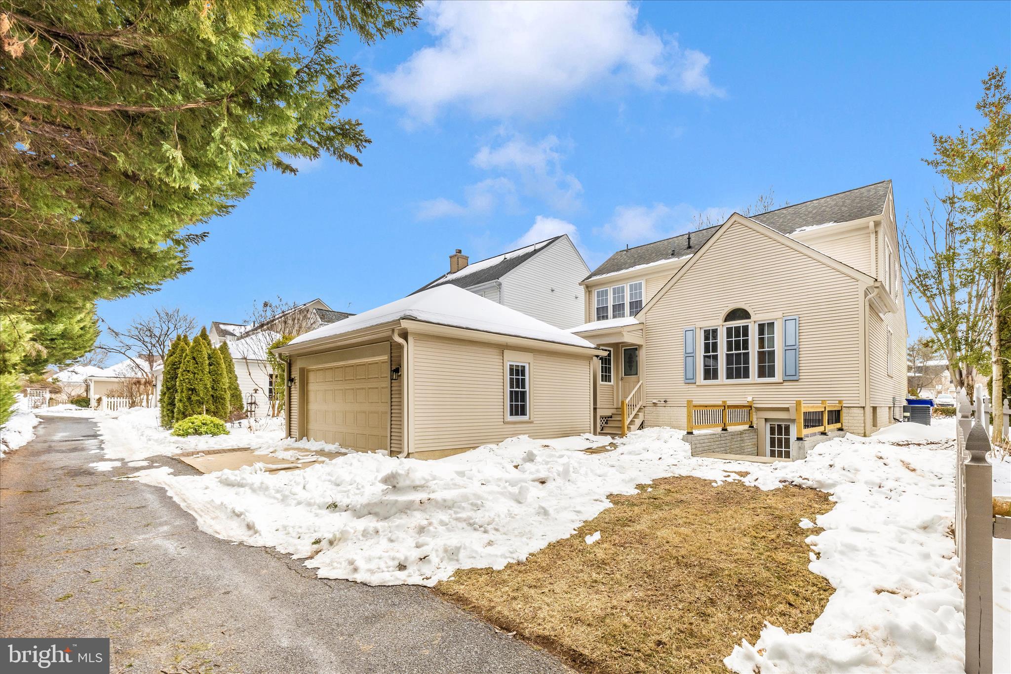 WORMANS MILL - Residential