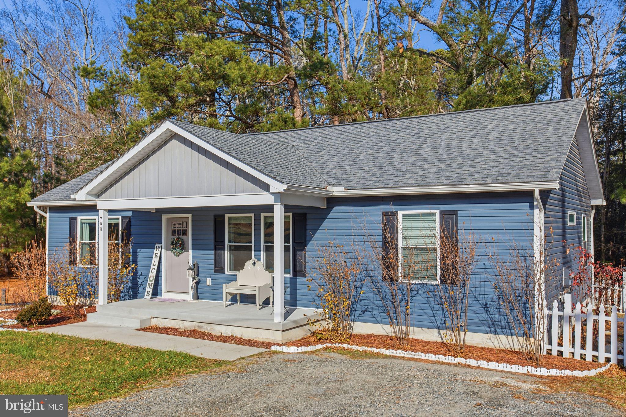 GLEBE HARBOR - Residential