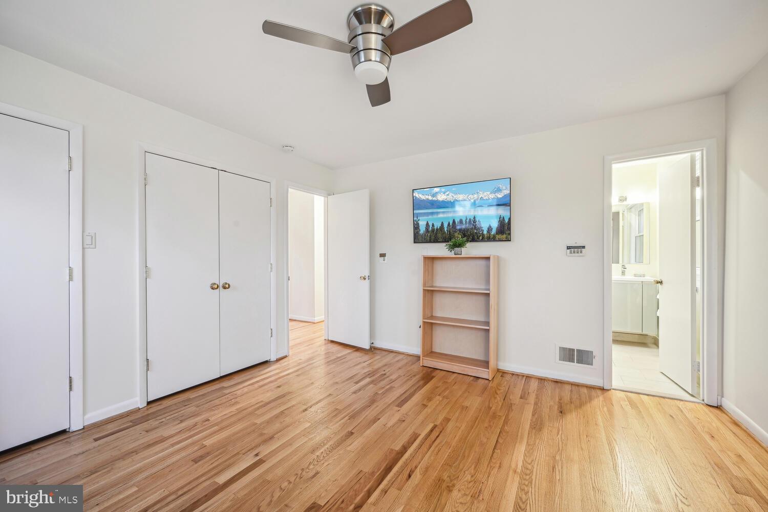 REGENCY ESTATES - Residential