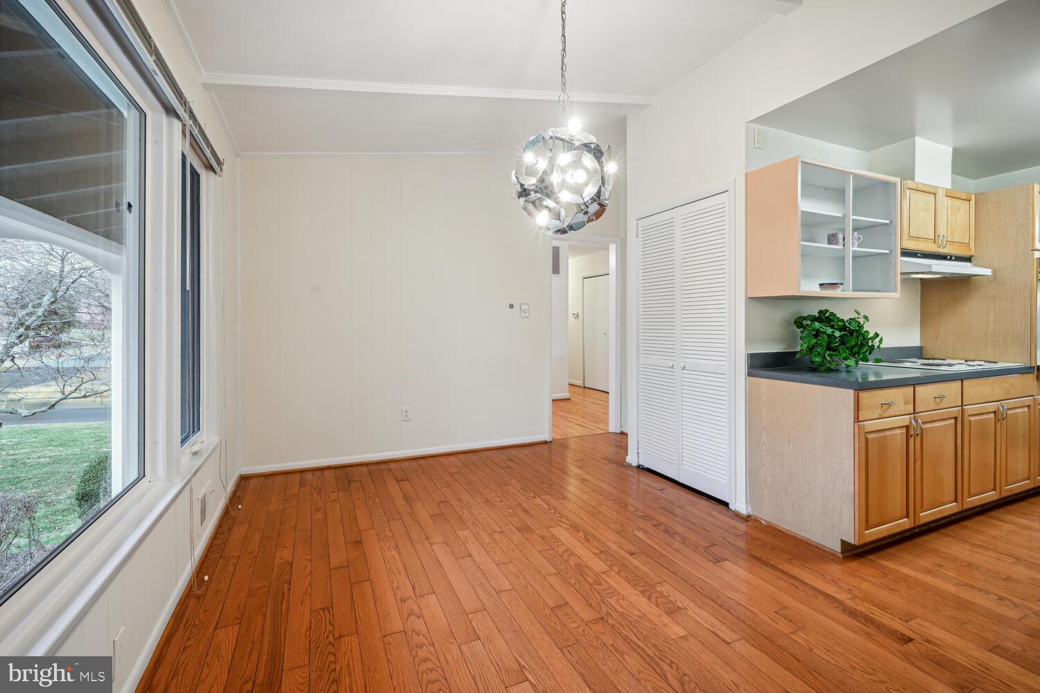 REGENCY ESTATES - Residential