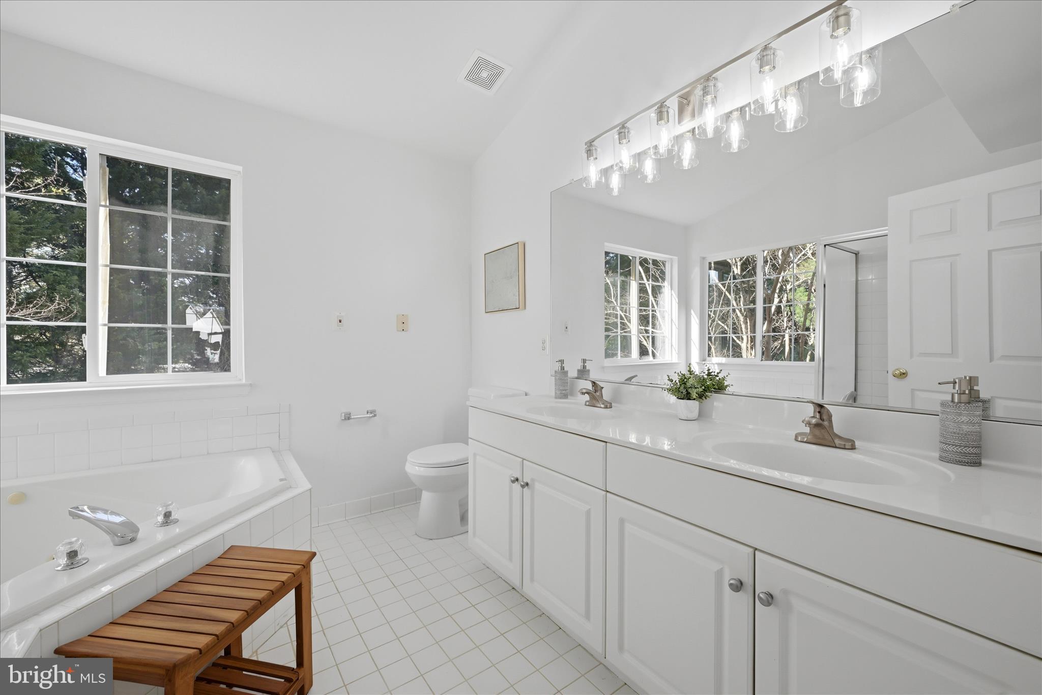 CARRIAGE RIDGE - Residential