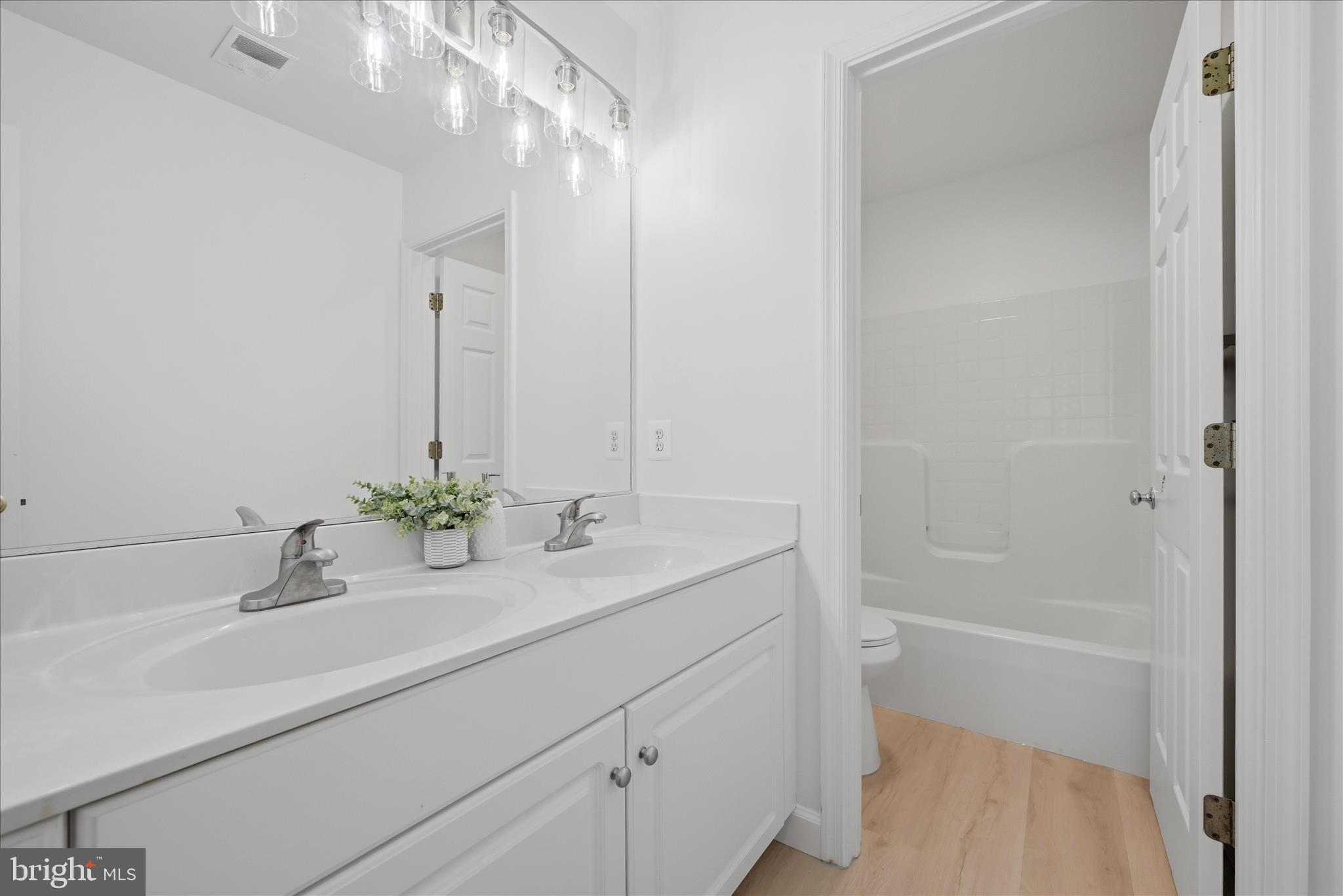 CARRIAGE RIDGE - Residential