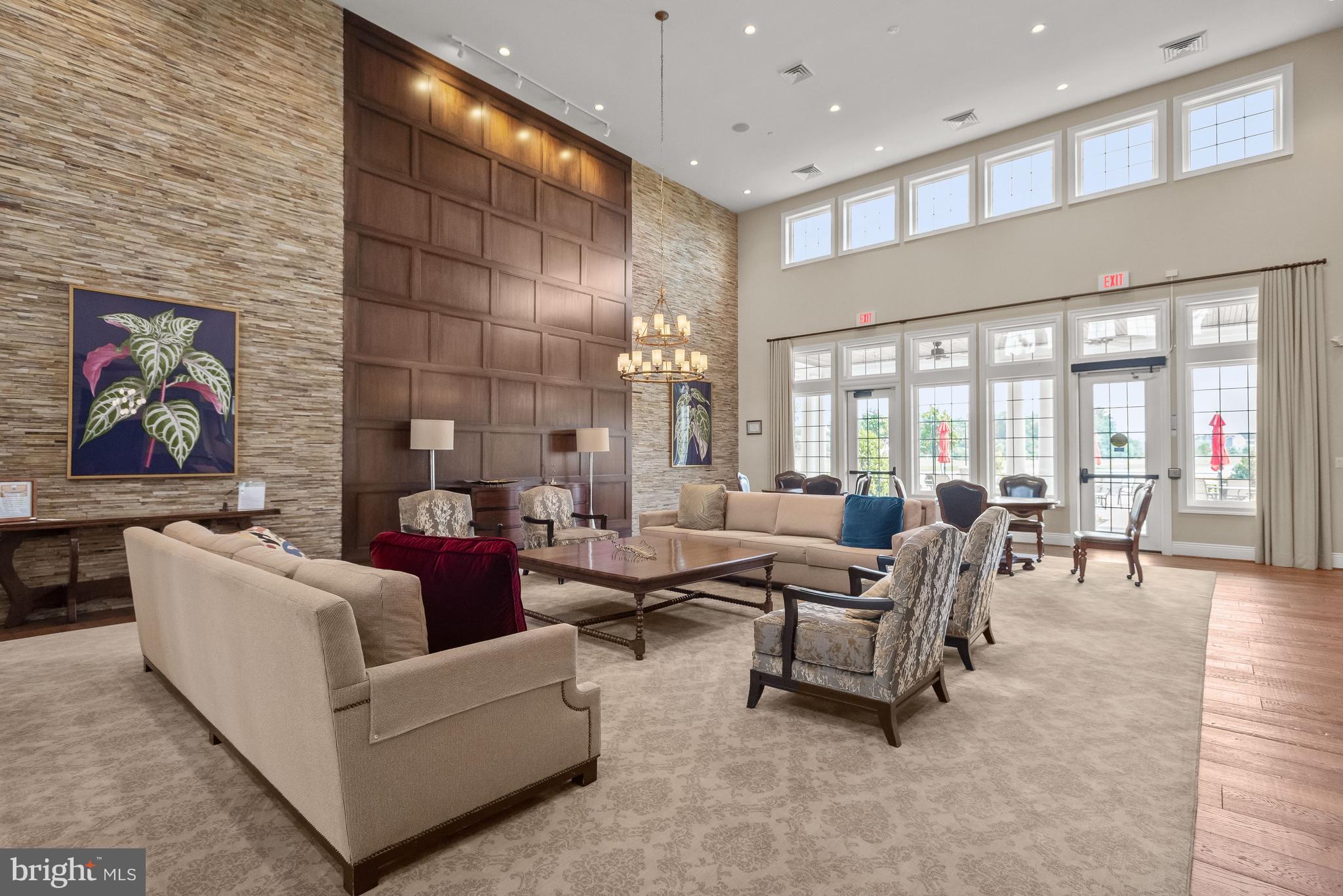 TWO RIVERS - Residential