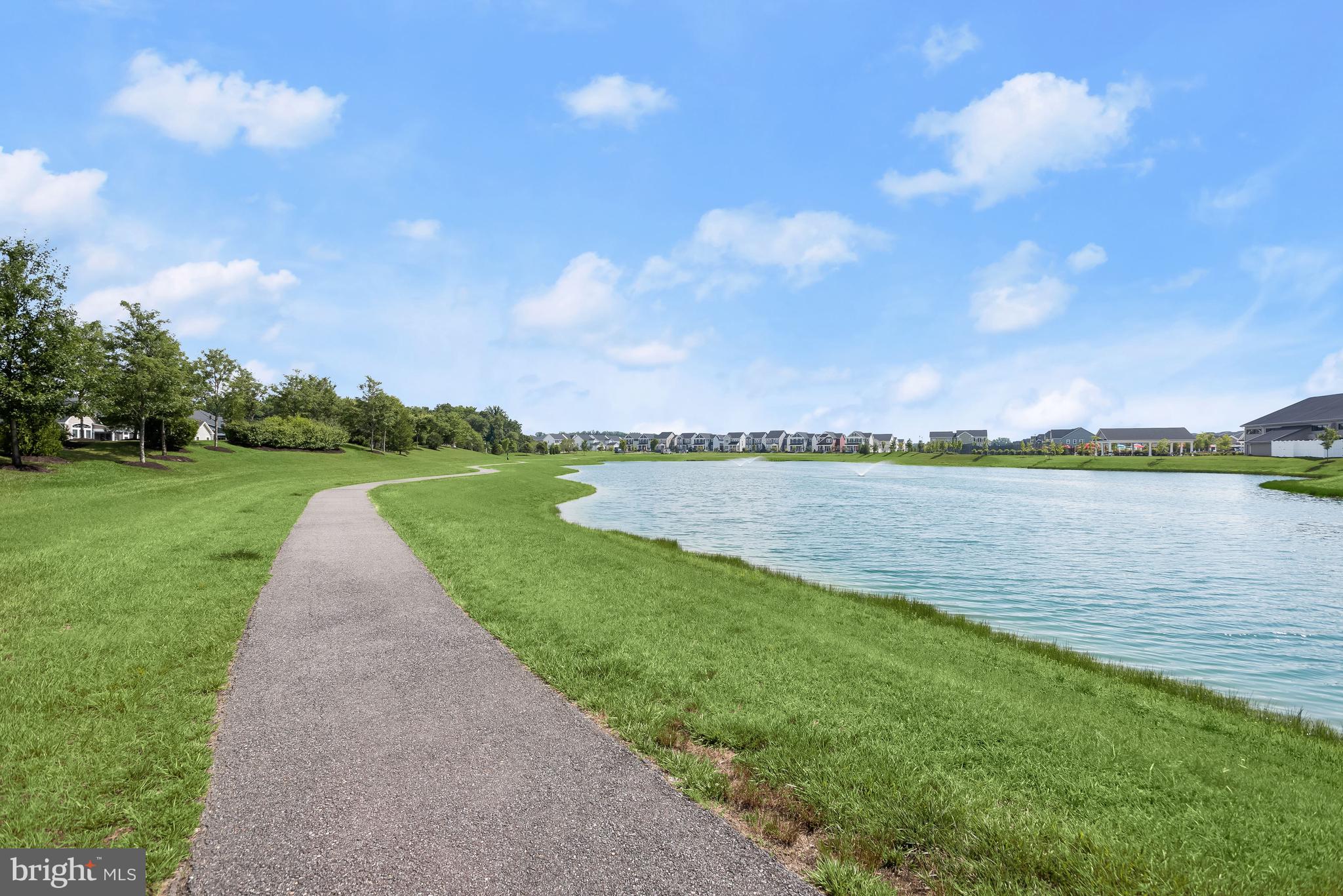 TWO RIVERS - Residential